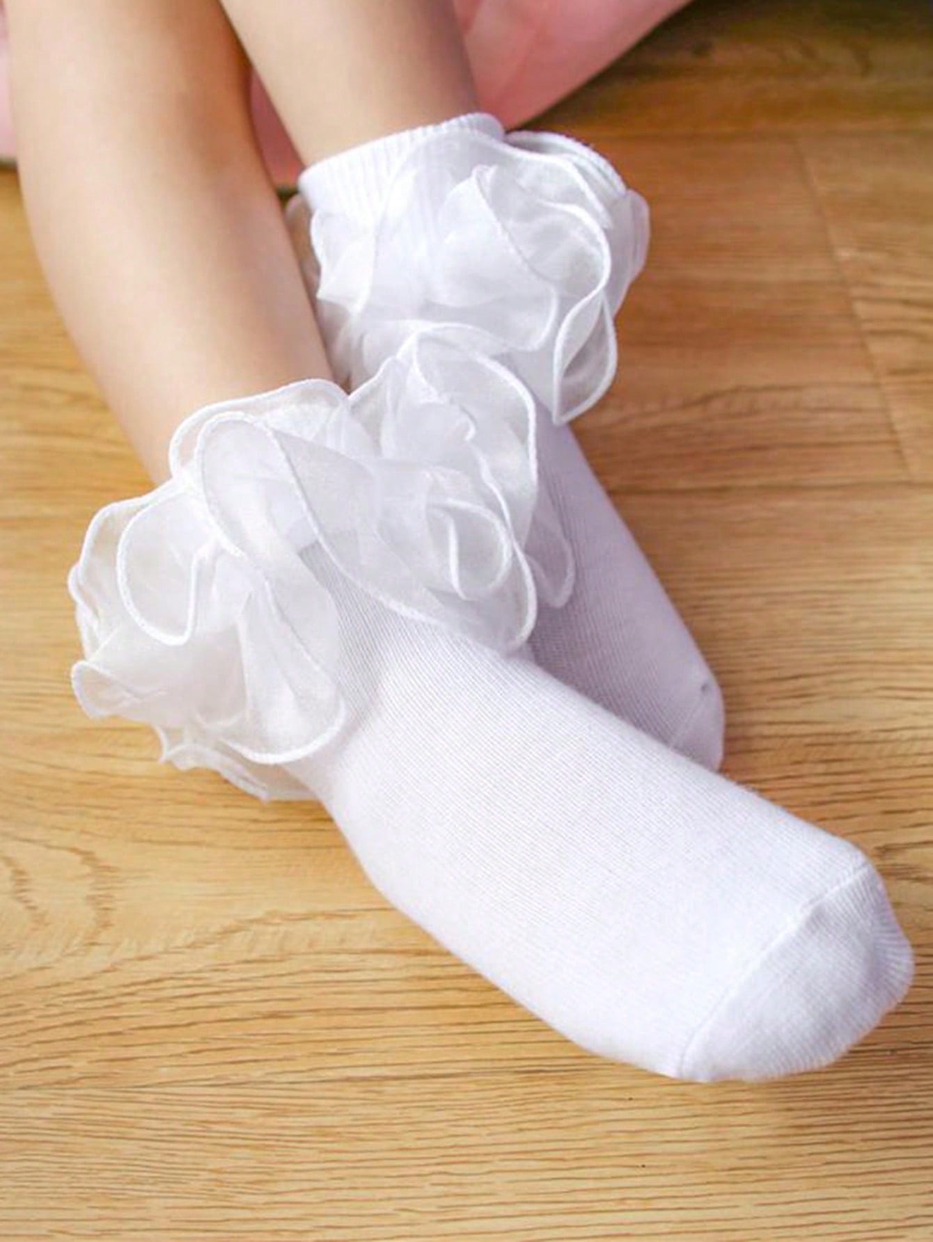 1pair Kids' Solid Color Fashionable Lace Frilled Short Socks For Dancing Or Princess Costume