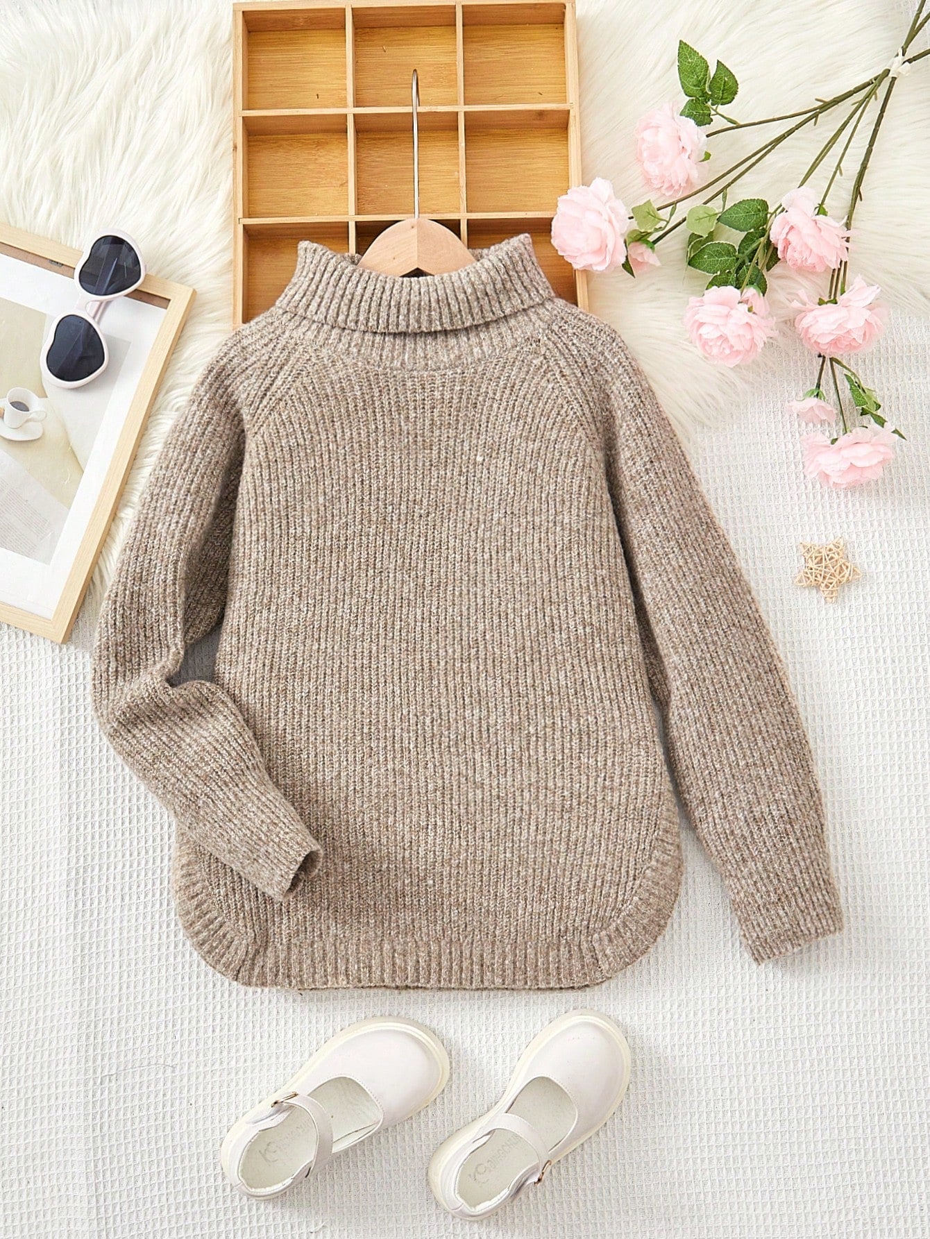 Tween Girl Elegant Loose Fit Turtleneck Pullover Sweater With Long Sleeves