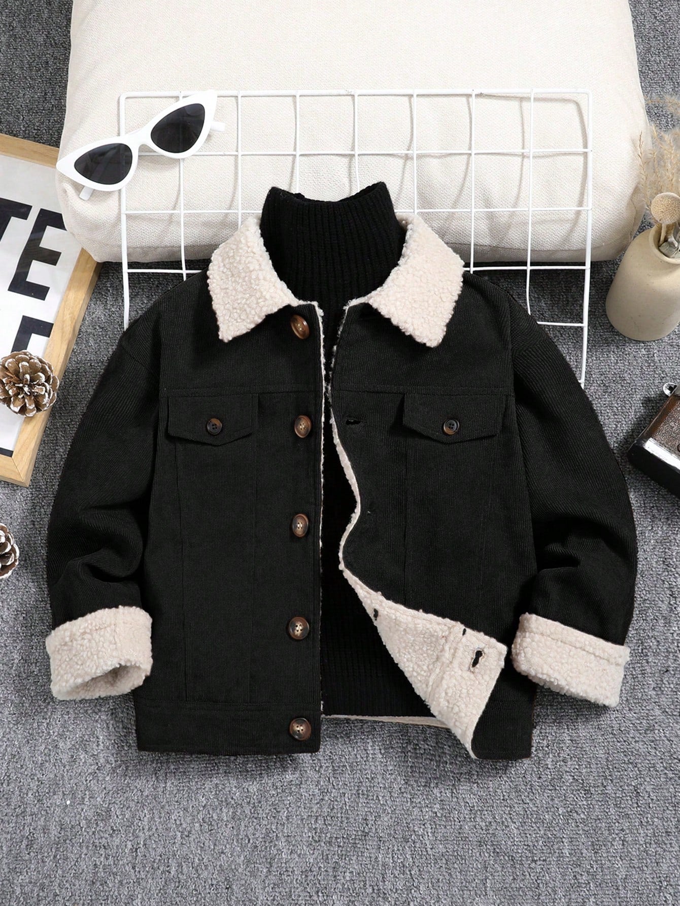 Young Boy Borg Collar Flap Detail Thermal Lined Jacket Without Sweater