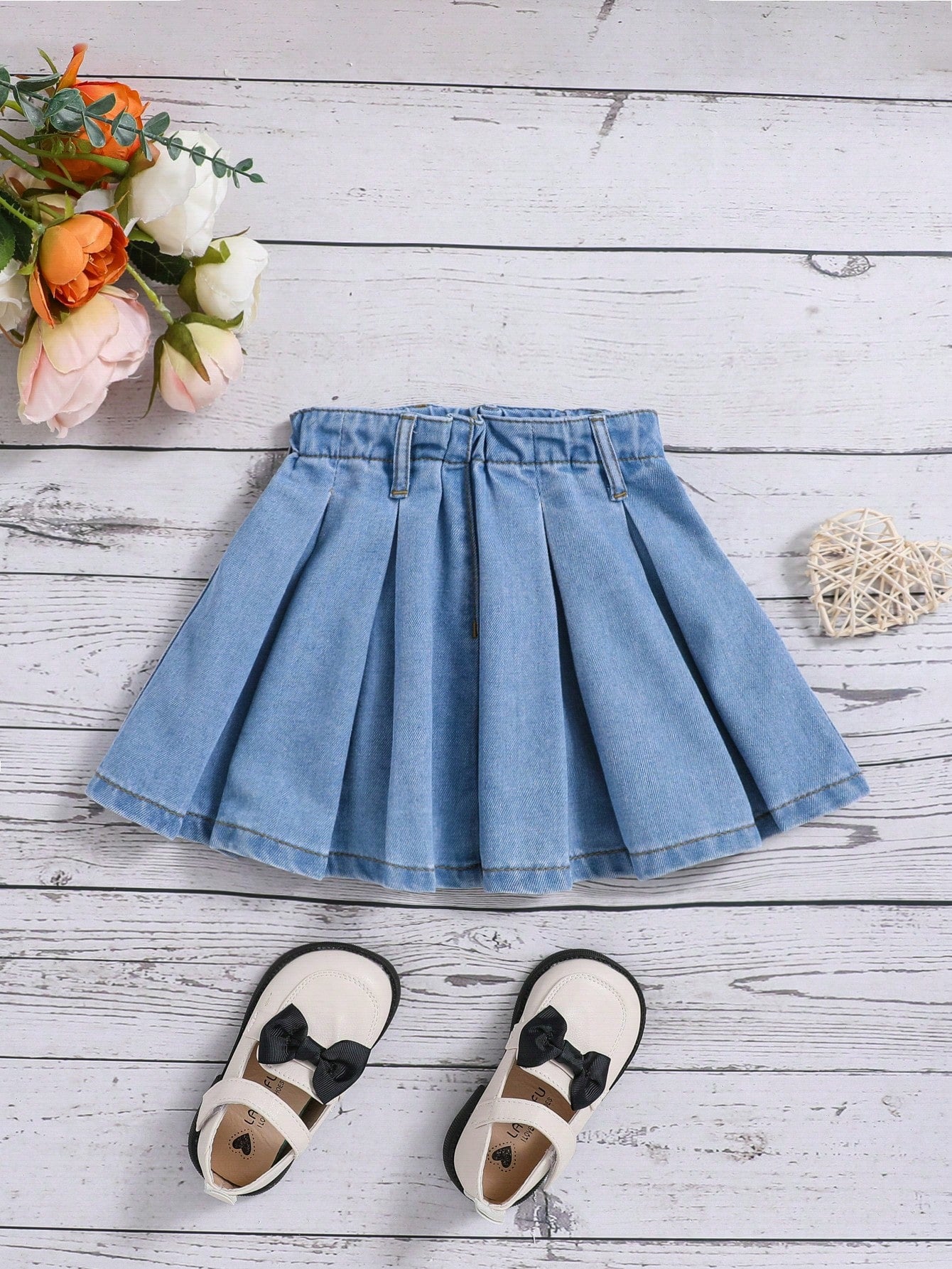 Young Girl Solid Pleated Detail Denim Skirt