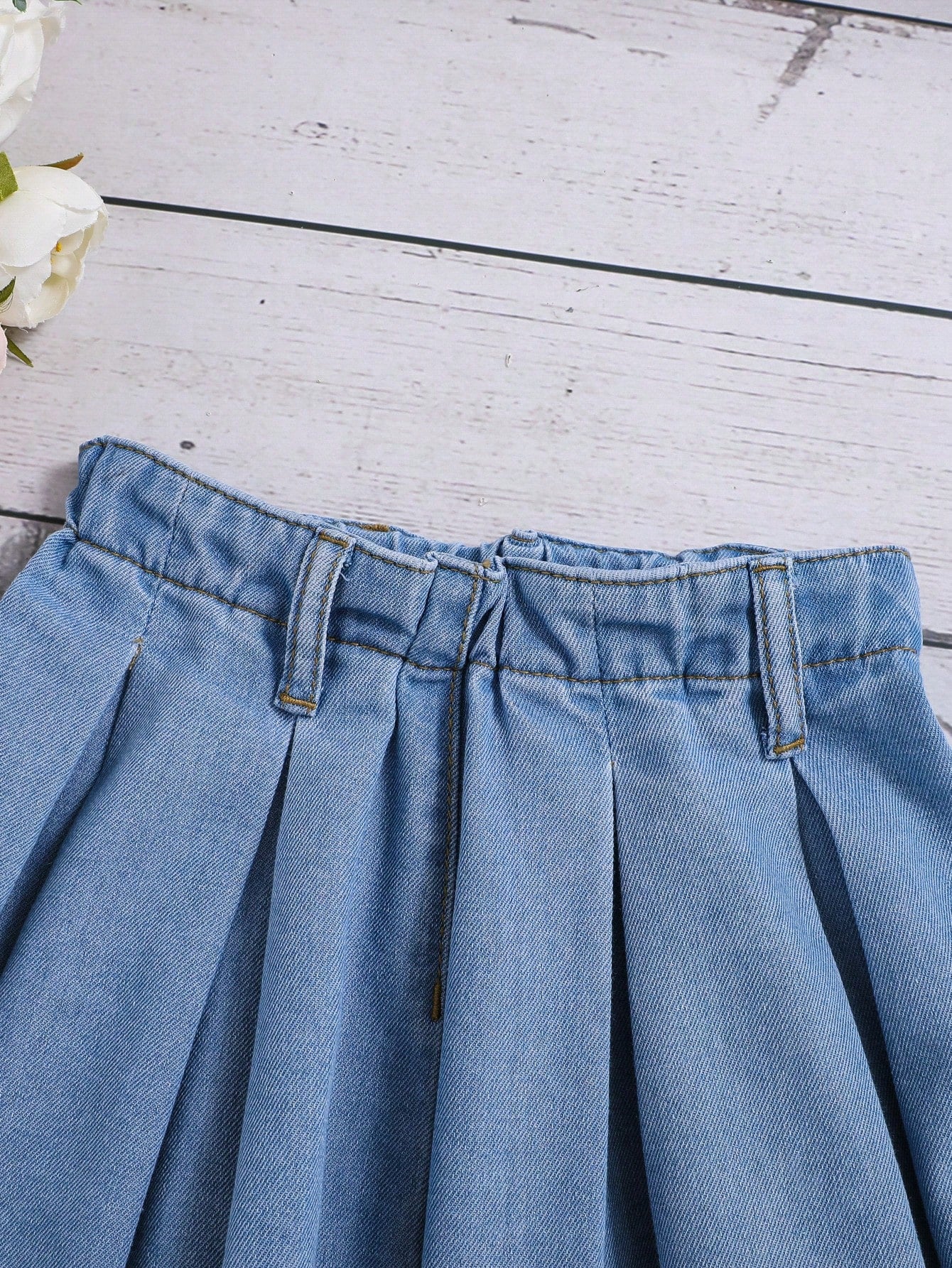 Young Girl Solid Pleated Detail Denim Skirt