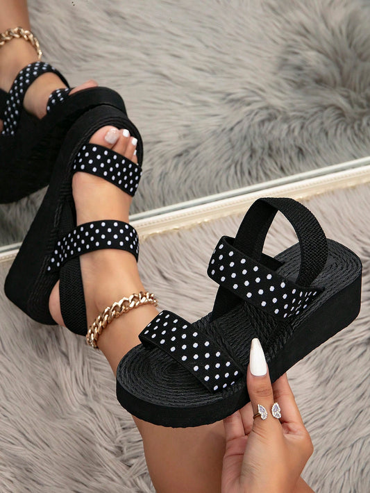 Fashionable Black Polka Dot Beach Sandals With Wedge Heels And Thick Soles For Outdoor Activities