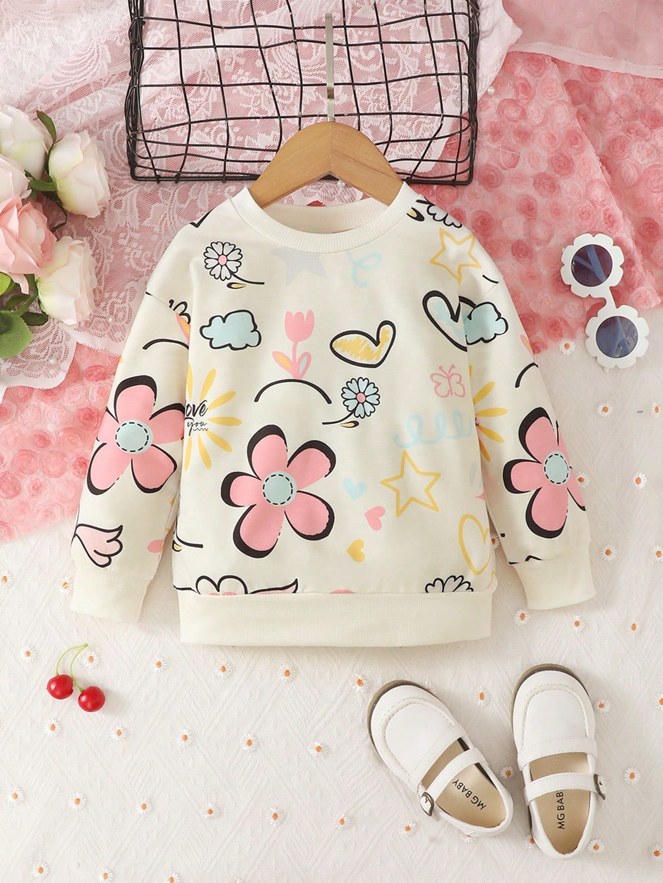 Young Girl Floral & Star Print Sweatshirt