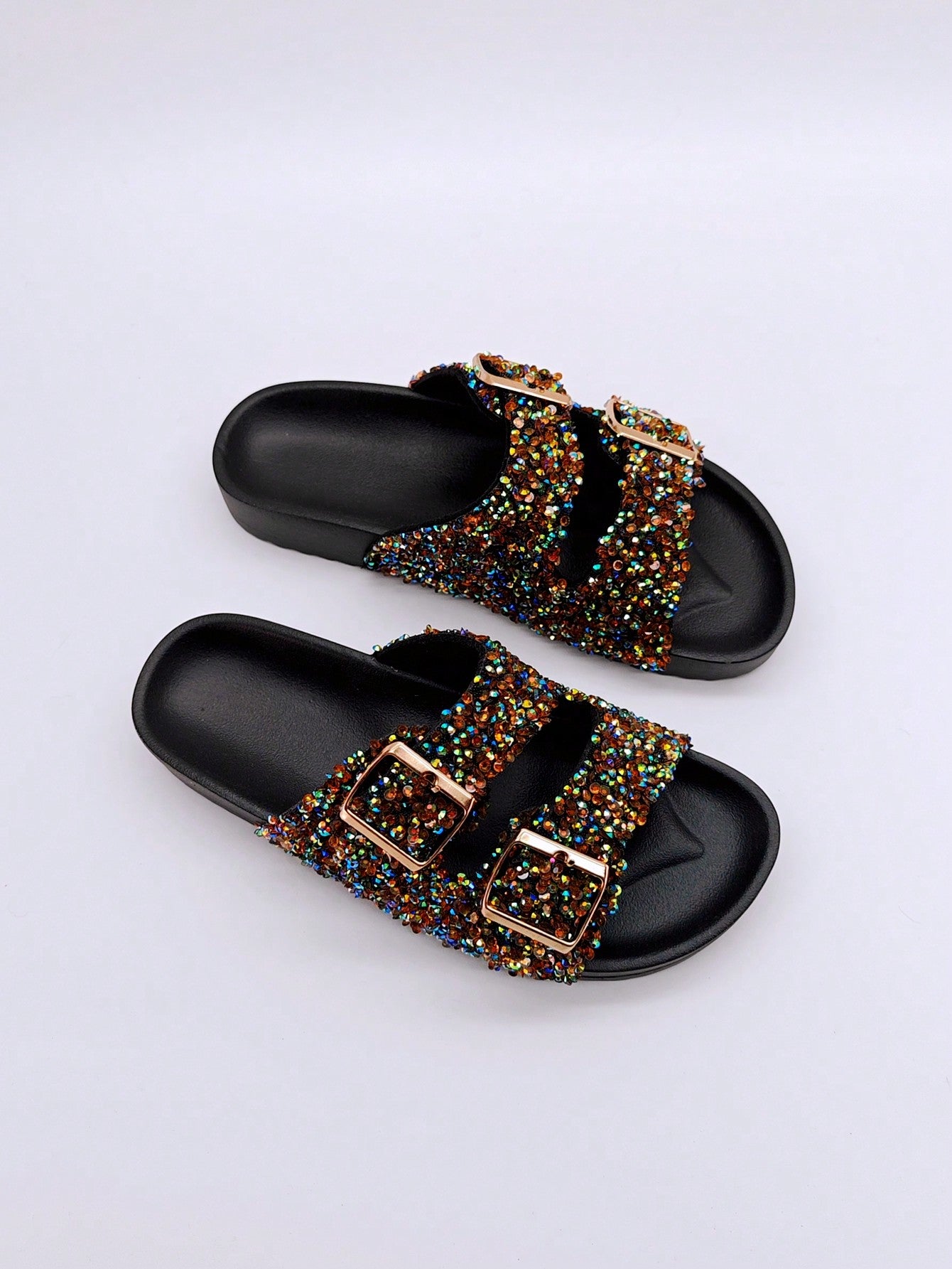 2024 New Black Casual Home & Holiday Women Thick Sole Diamond Slide Slippers Fashionable Platform Lady Flip Flops