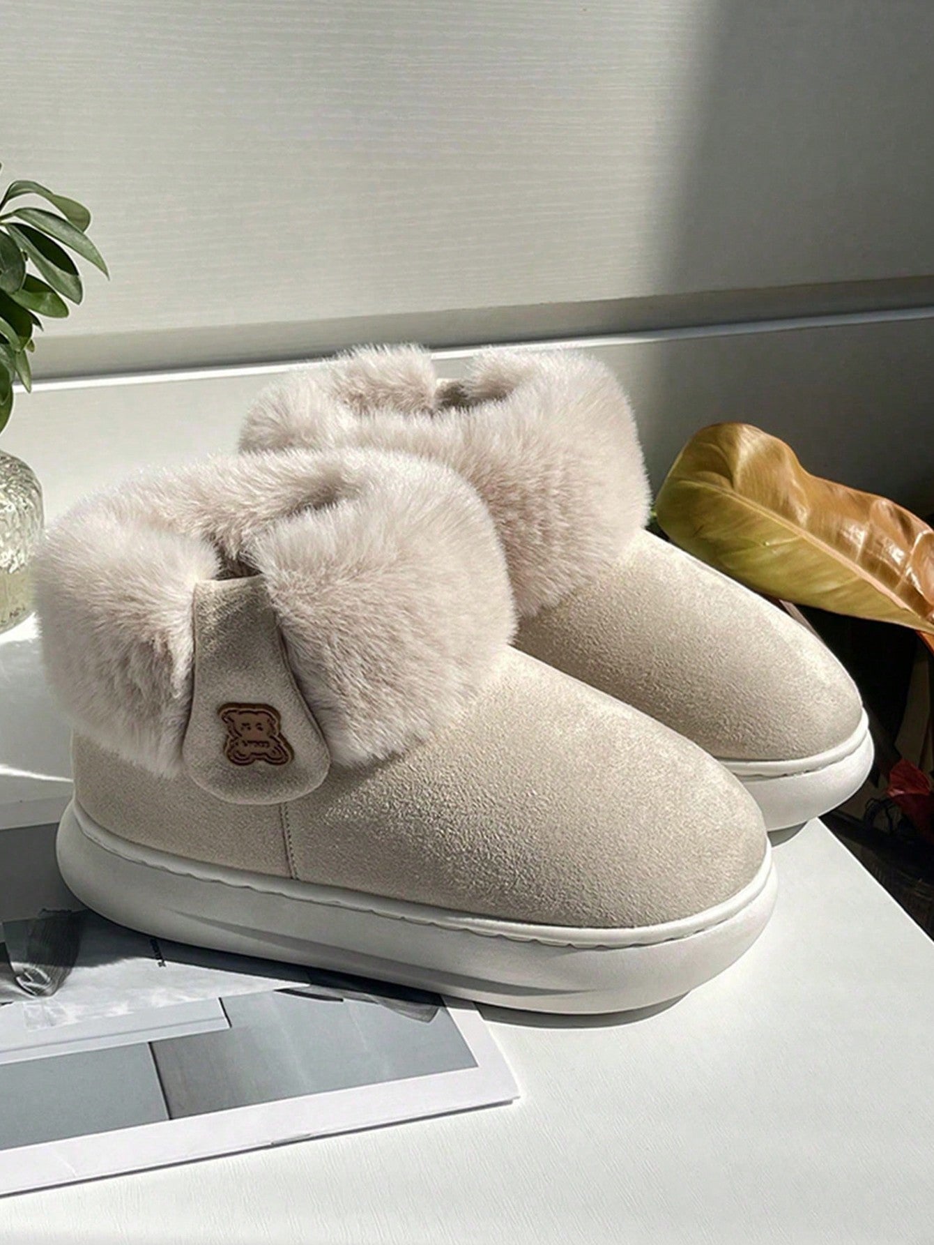 Women's Comfortable Winter Shoes High Top Snow Boots With Non-slip Thickened Sole, Suede Warm Plush Lining