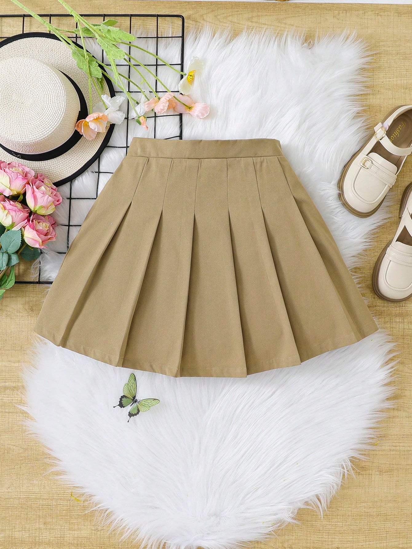 Tween Girl Sweet And Cool Plain Woven Pleated Skirt For Daily Wear