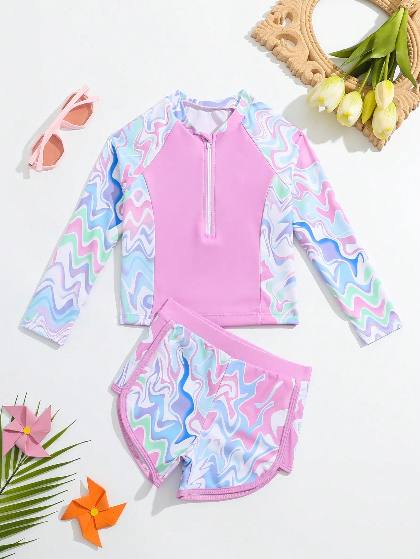 Young Girl Random Printed Raglan Sleeve Ruffled Rashguard Set Summer Beach