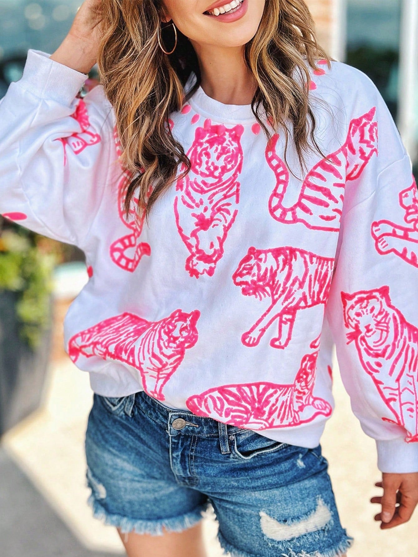 Pink Tiger Print Round Neck Casual pullover sweatshirt