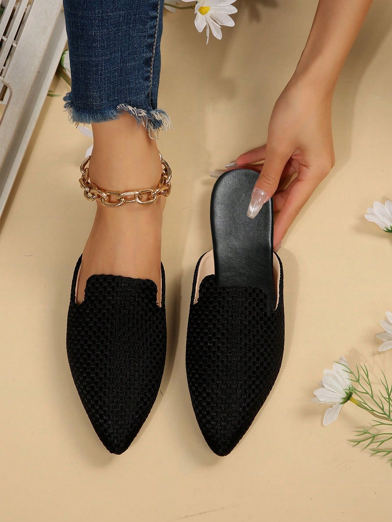 Black Canvas Pointed Toe Flat Mules, Fashion