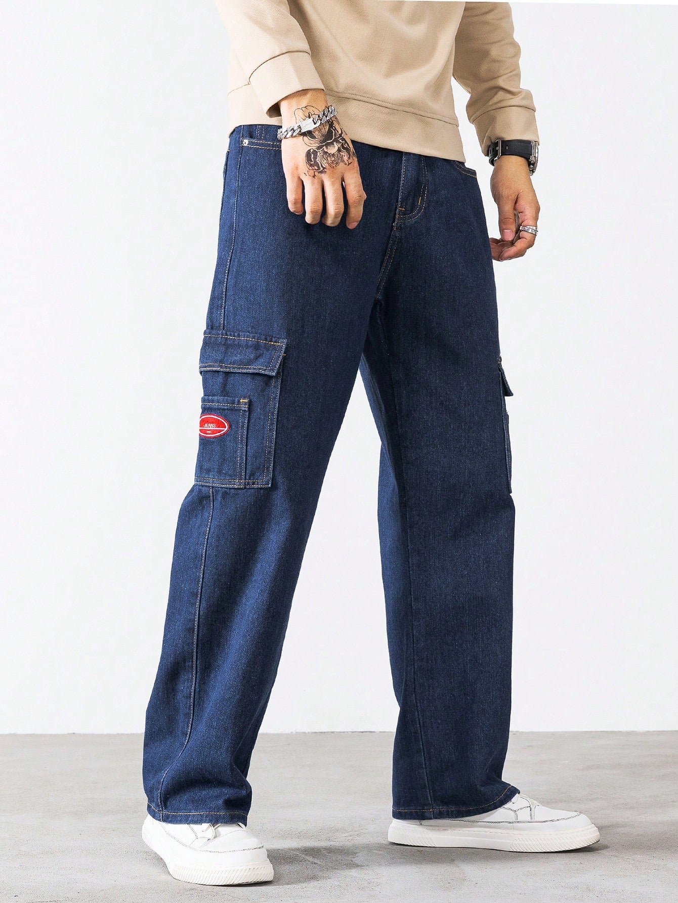 Men Cotton Embroidery Flap Pockets Cargo Jeans