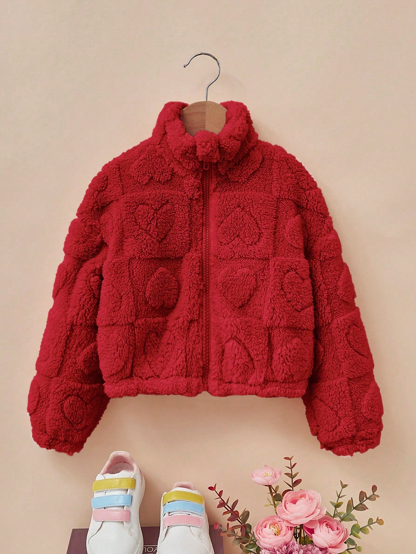 Young Girl 1pc Heart Pattern Drop Shoulder Fuzzy Coat