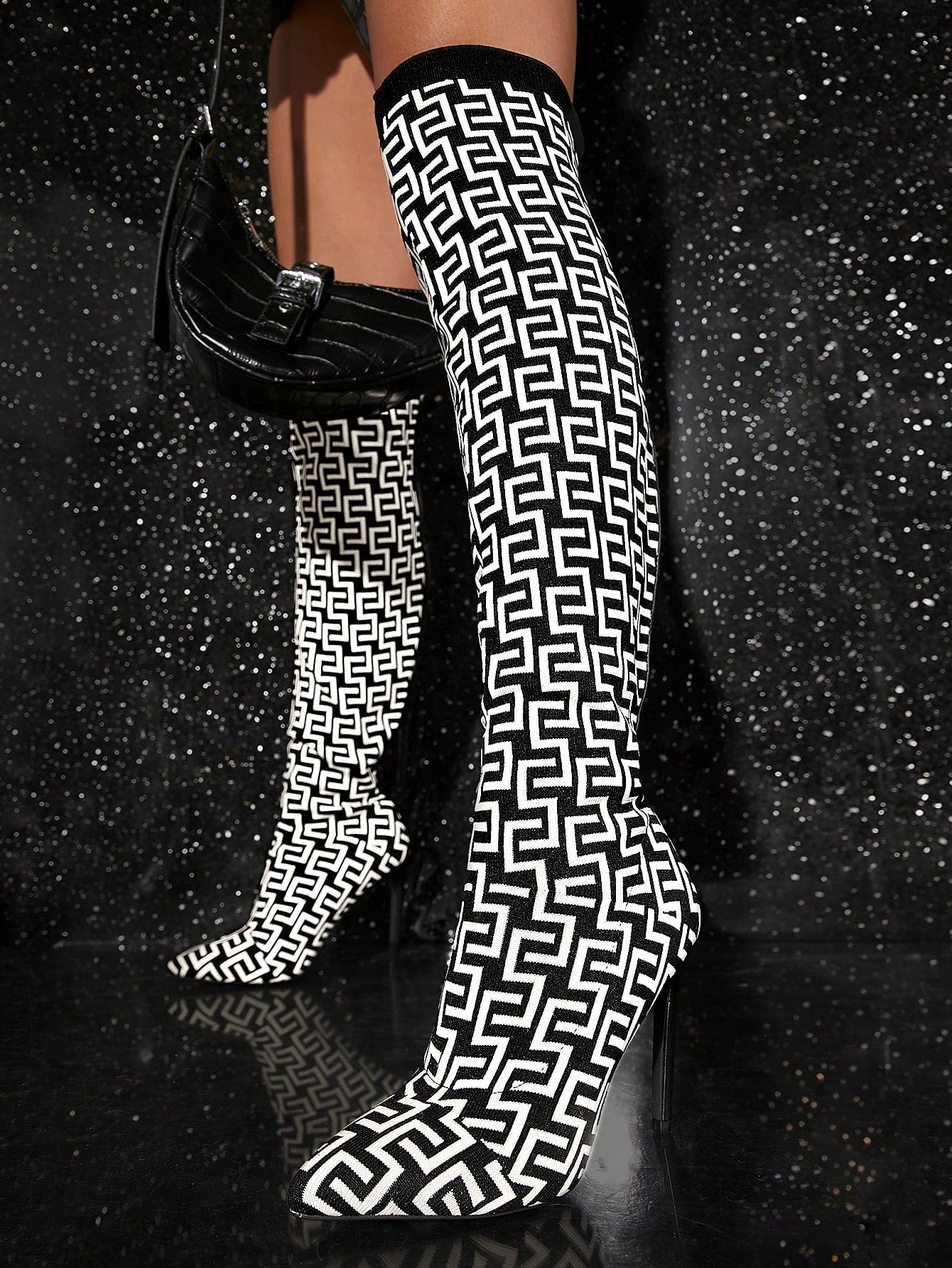 Women's Fashionable Over-The-Knee Boots With Geometric Pattern