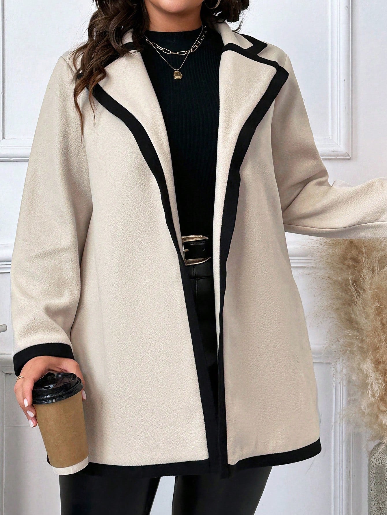 Plus Size Contrast Collar Woolen Coat With Hem Edge