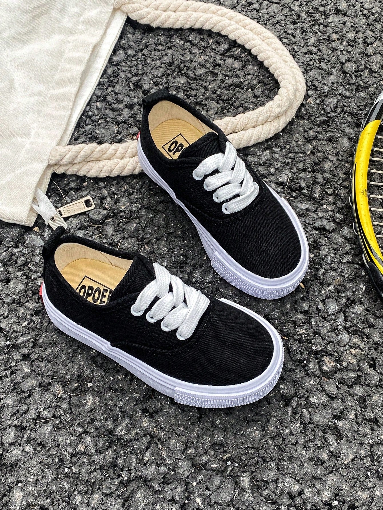 Kids Canvas Shoes, Spring/Fall Korean Style Simple Design Boys/Girls Low Top Casual Athletic Shoes, Classic And Versatile Fashionable Canvas Shoes, Perfect For Sports And Skateboarding