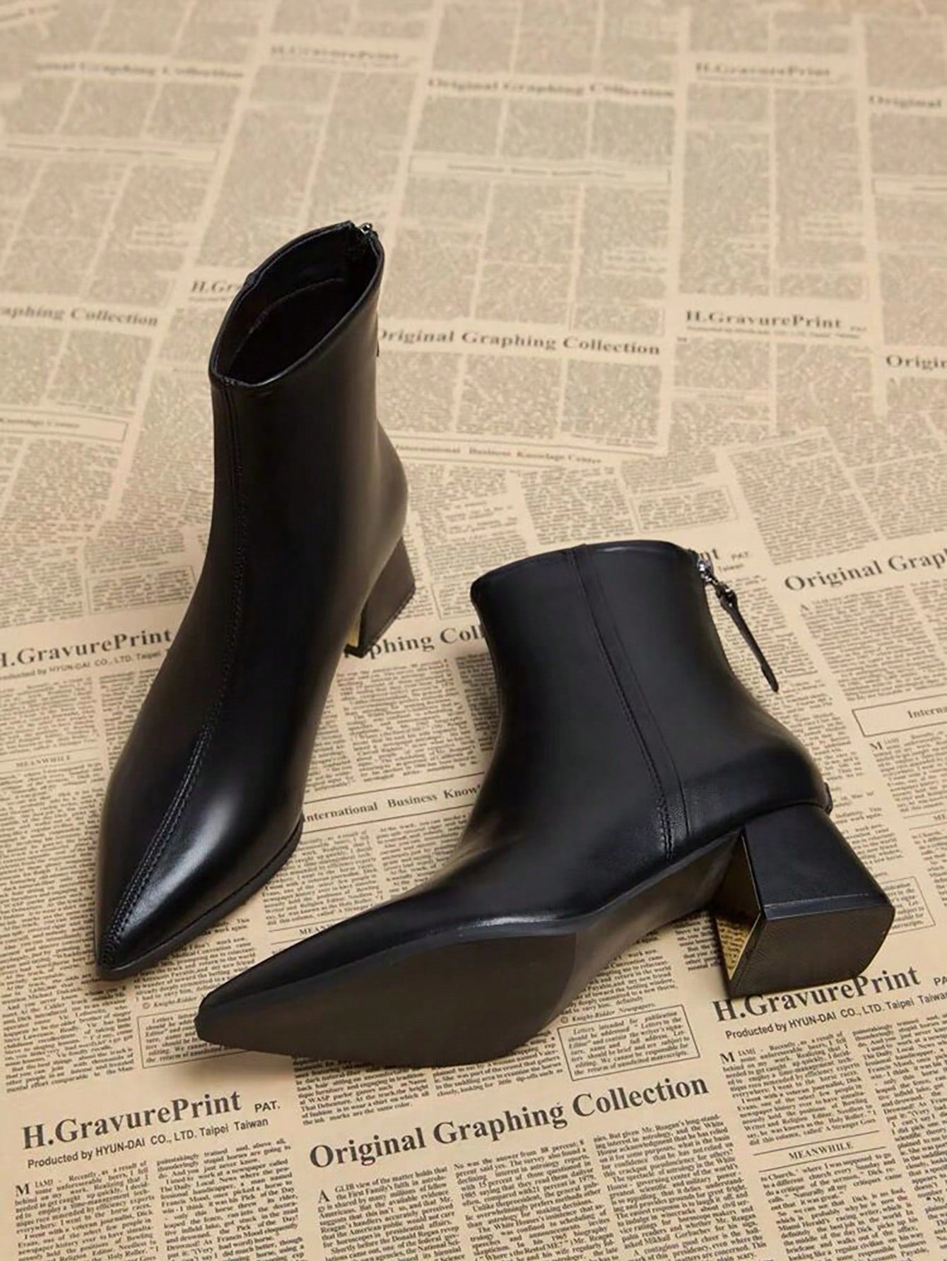 2024 Autumn Winter New Elegant Women Ankle Boots, Simple Ladies Chunky Heel Pointed Toe Versatile Fashion Short Boots