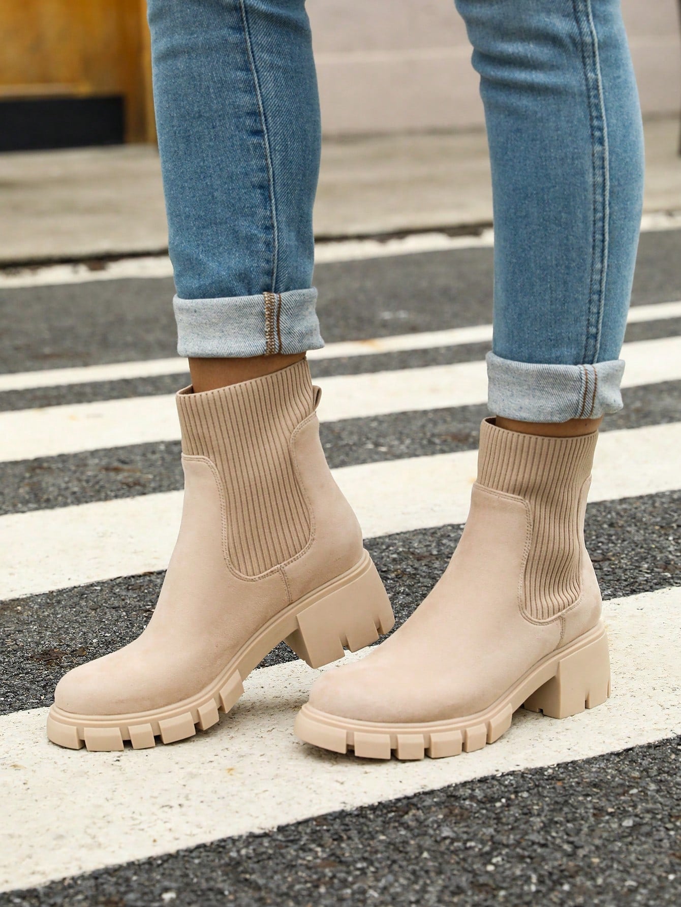 Women's Non-slip Round Toe Chunky Heel Ankle Boots, Simple Style, Faux Suede Chelsea Boots For Autumn And Winter