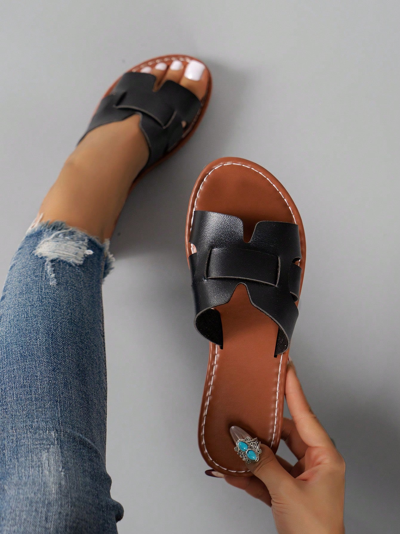 Korean Style Casual Flat Slippers For Women, Summer, Open Toe, Woven Roman Style, Fashionable & Comfortable For Beach, Apartment, Brown Color, Size Available For Women