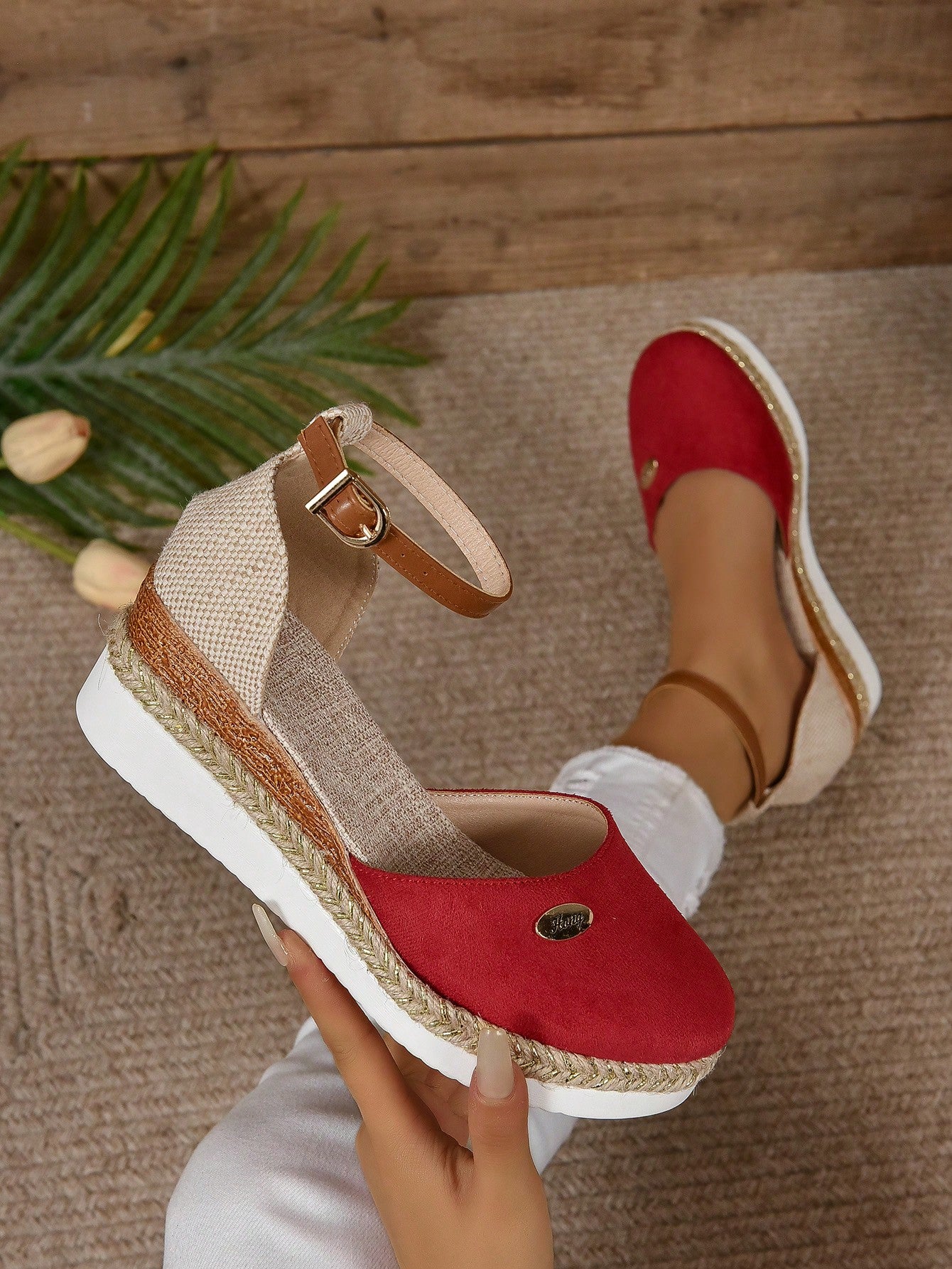 Ladies Plus Size Retro Floral Patterned Decorated Color Block Closed Toe Lightweight Jute Rope Elegant Wedge Heels & Thick Sole Shoes