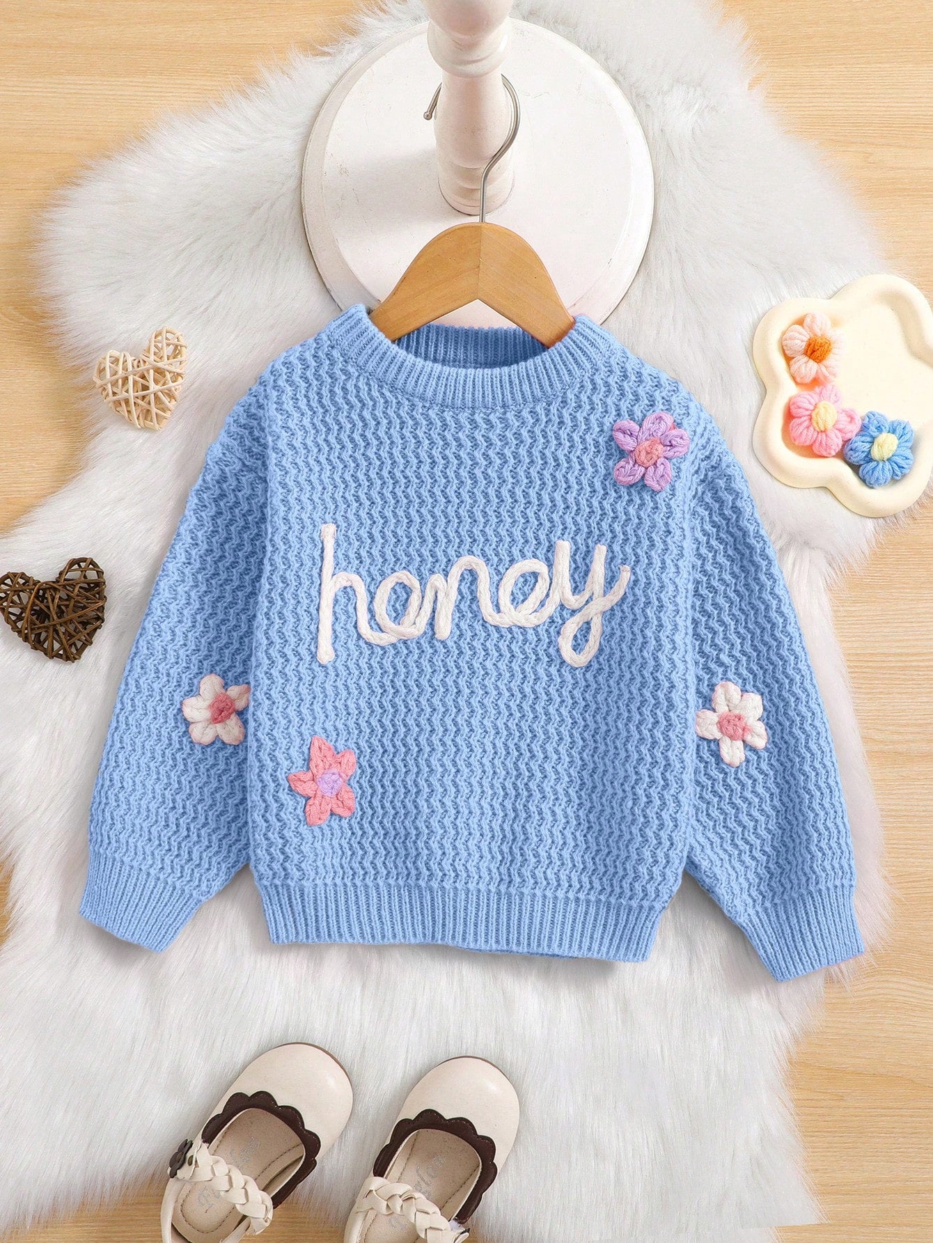 Young Girl And Toddler Girl Sweater, Handmade Embroidered Honey Word And Wave Pattern, Pink And Rose Color, Cute, Elegant, Casual, Soft And Warm, Suitable For Play, Daily Outings, And School, Knitted, Suitable For Autumn And Winter