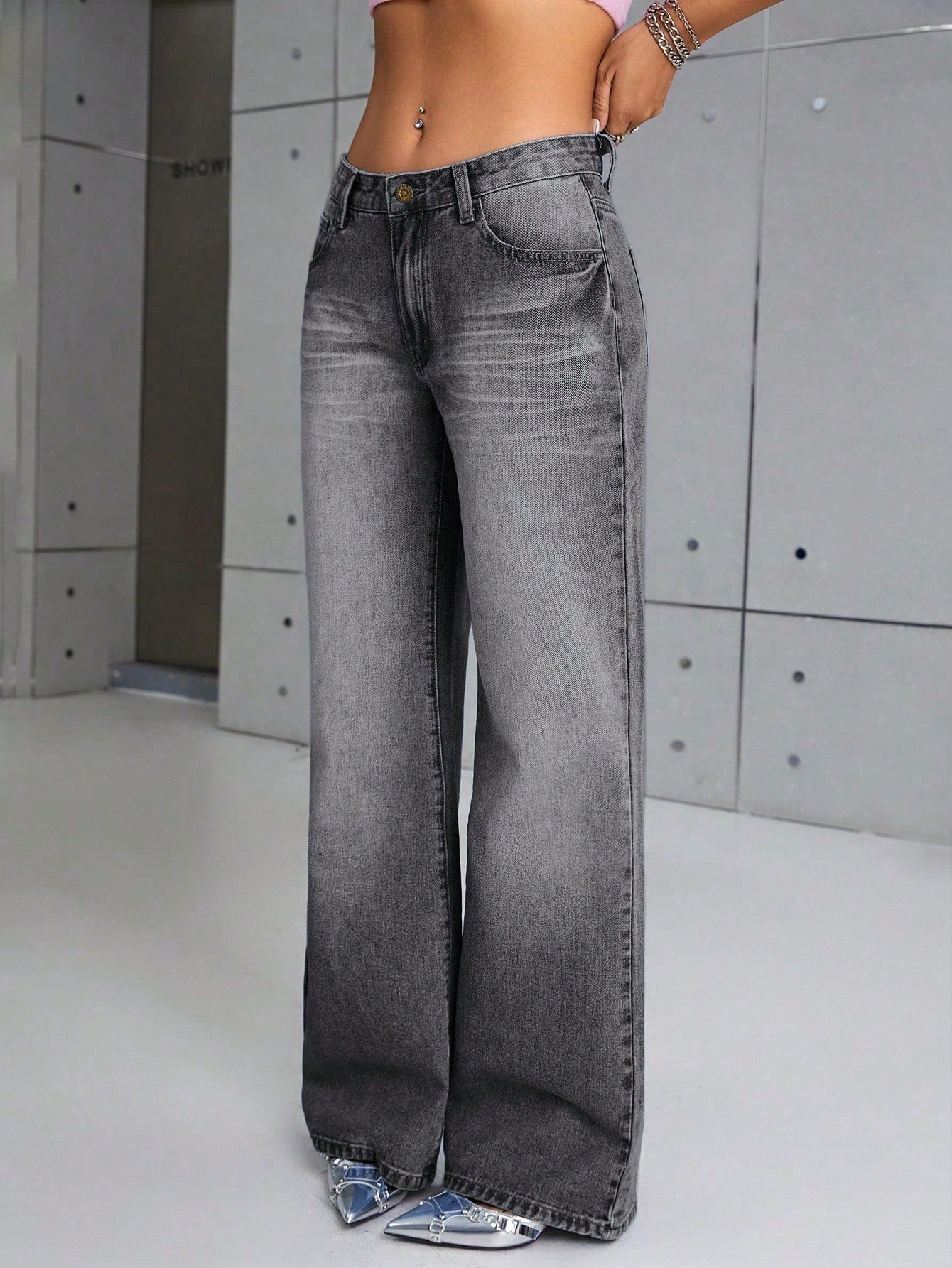 Zipper Fly Wide Leg Jeans