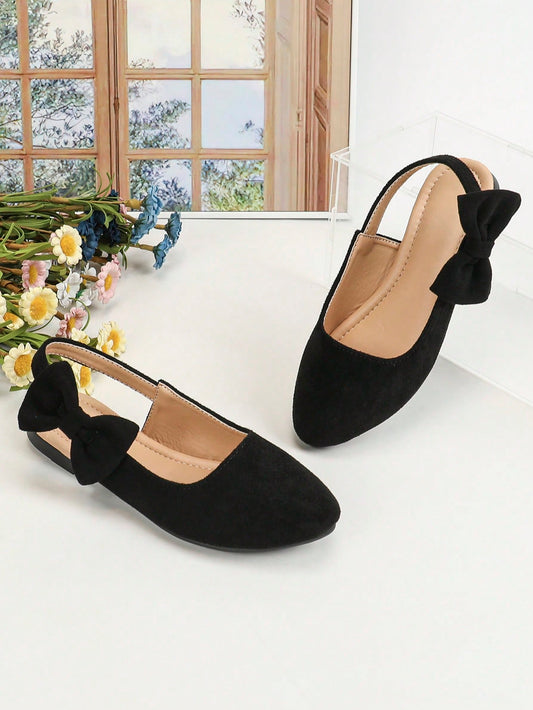 Fashionable Girls' Point Toe Flat Shoes Children's Shoes Youth Students' Flat Outdoor Leather Flats Black Comfortable Casual Shoes