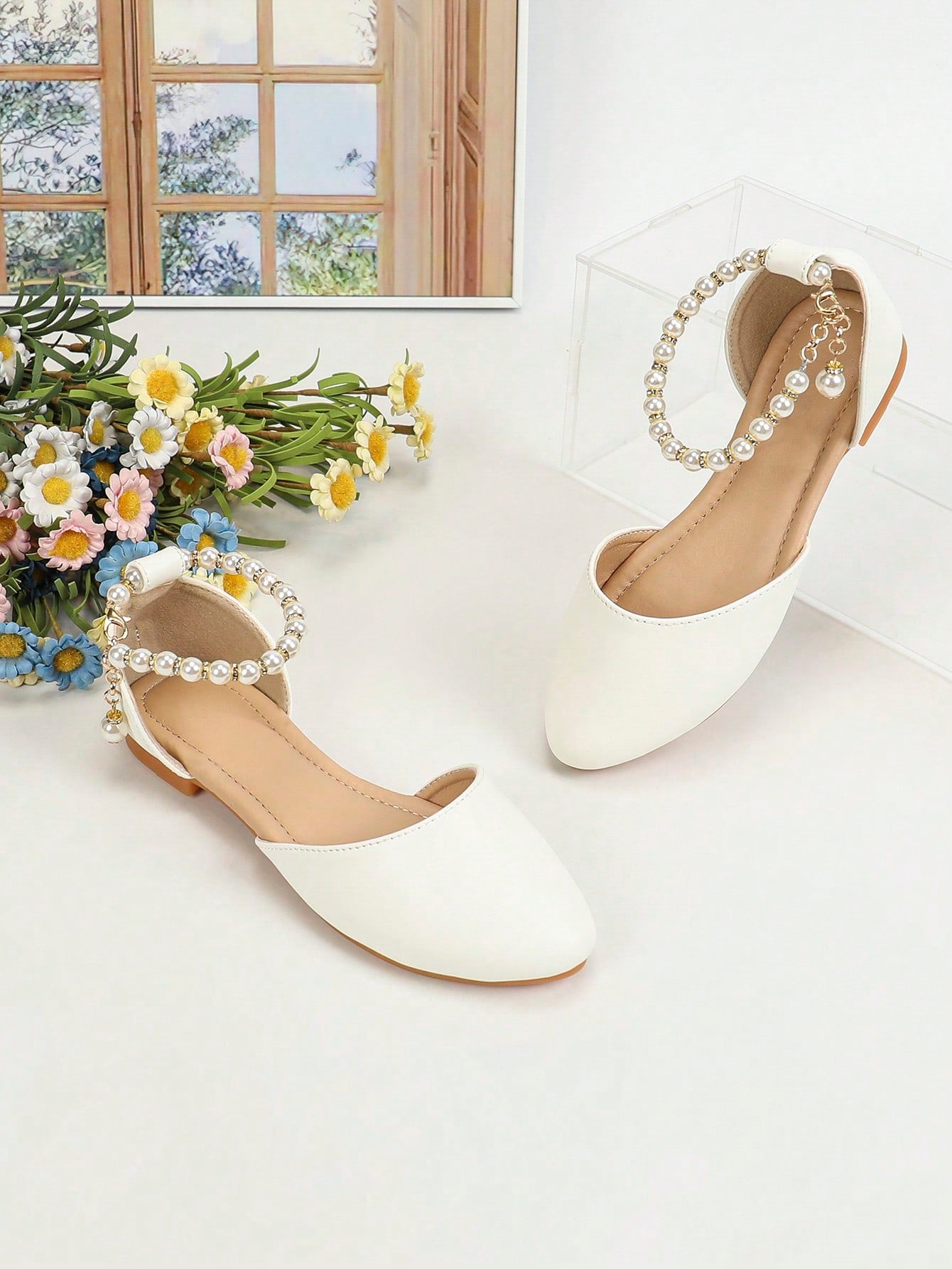 Fashionable Girls' Pointed Toe Flat Shoes For Children And Teenagers, Outdoor Leather Flats, White Pearl Decor Comfortable Casual Shoes