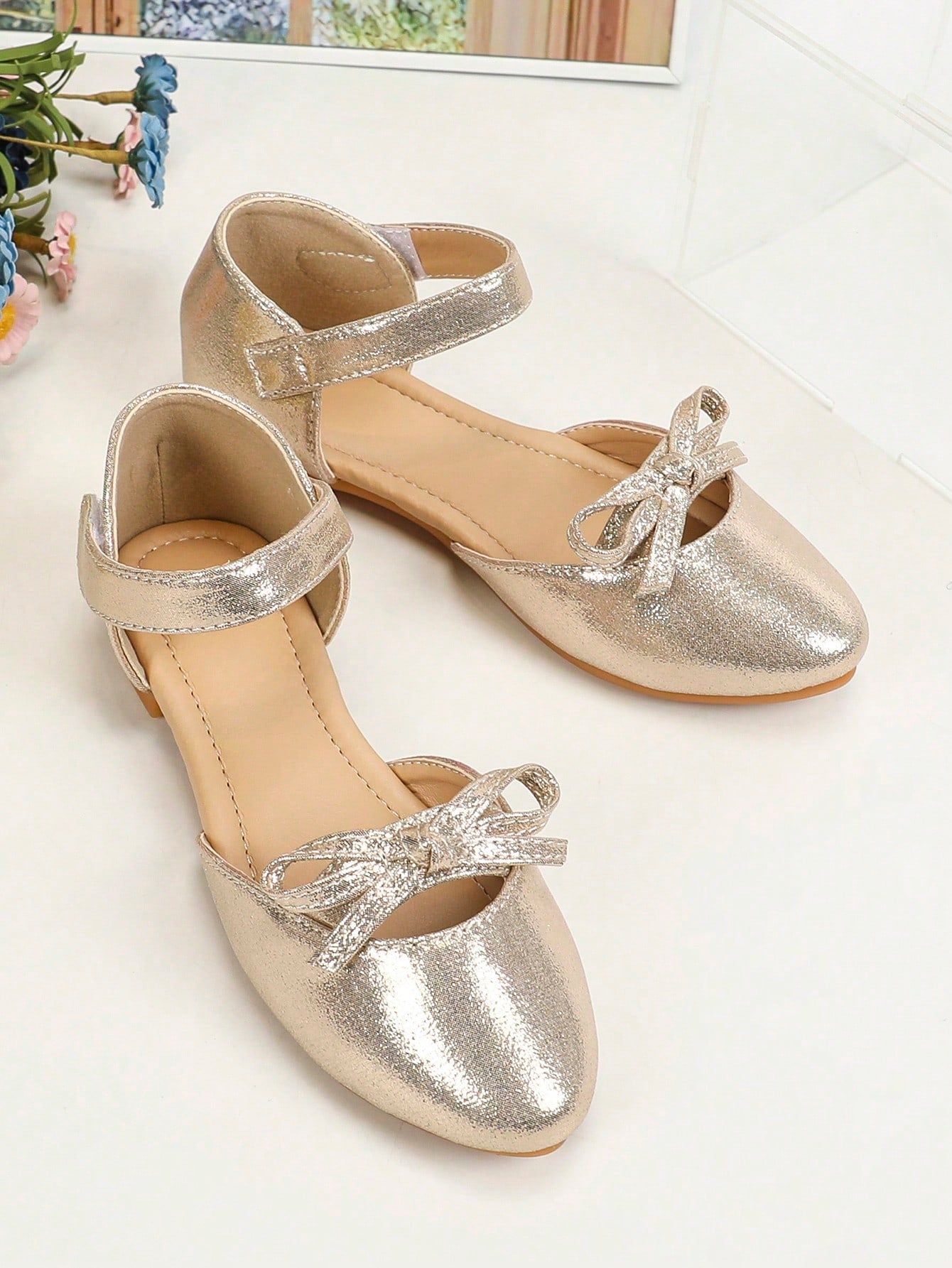 Fashionable Girls' Pointed Toe Flat Shoes, Children's Shoes, Teenagers' Flat Leather Shoes, Outdoor Flats, Gold-colored Shoes, Comfortable For Parties And Casual Wear