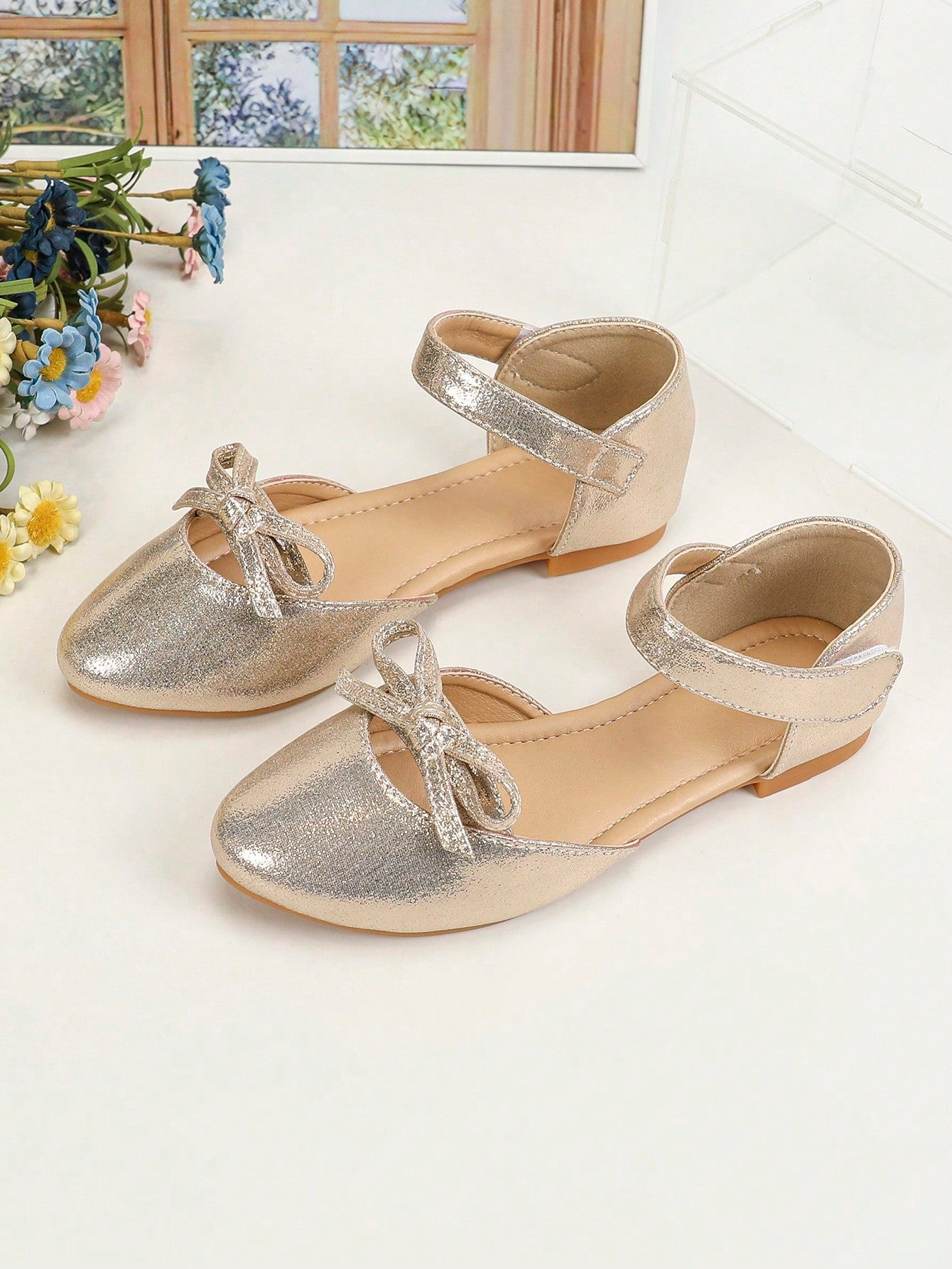 Fashionable Girls' Pointed Toe Flat Shoes, Children's Shoes, Teenagers' Flat Leather Shoes, Outdoor Flats, Gold-colored Shoes, Comfortable For Parties And Casual Wear