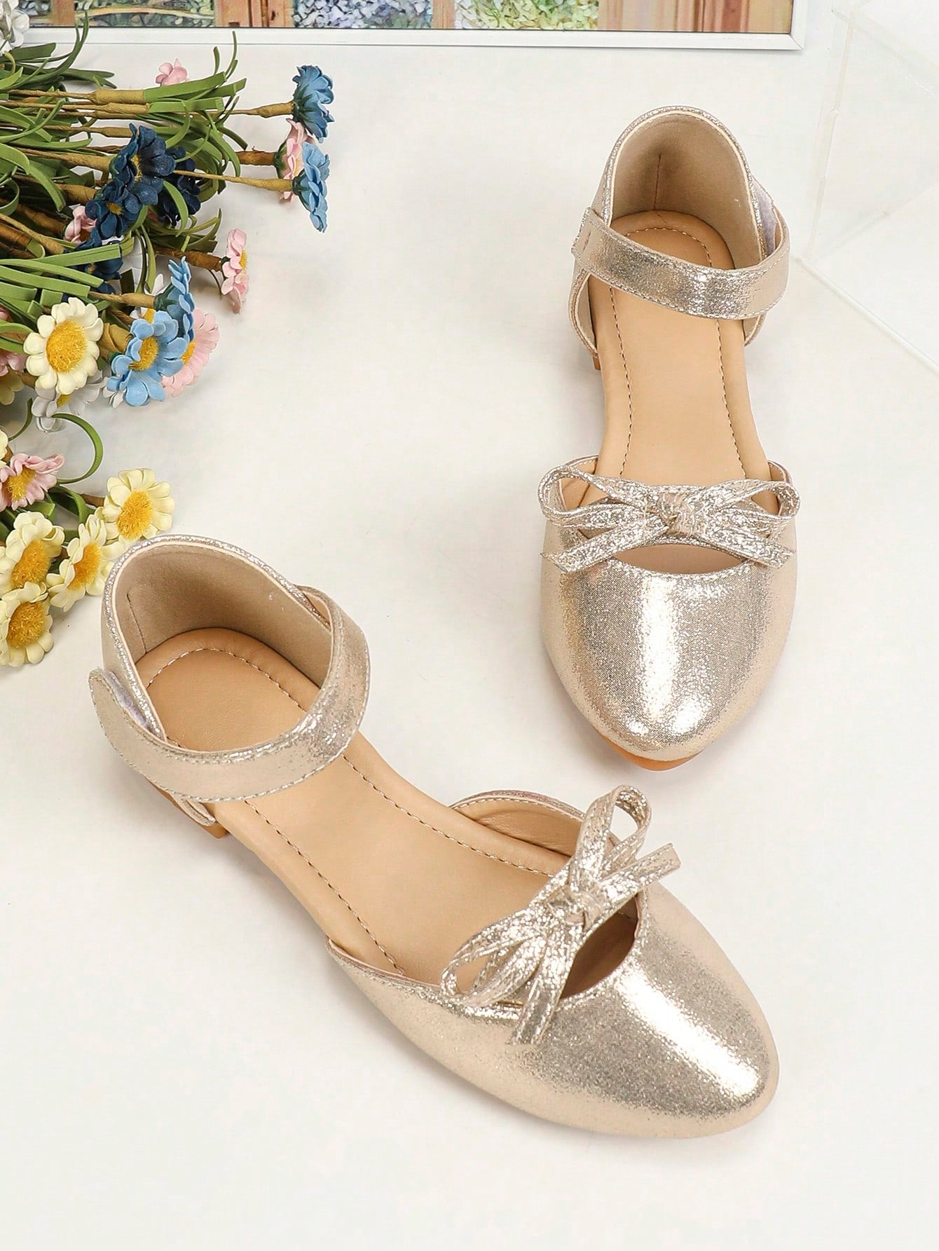 Fashionable Girls' Pointed Toe Flat Shoes, Children's Shoes, Teenagers' Flat Leather Shoes, Outdoor Flats, Gold-colored Shoes, Comfortable For Parties And Casual Wear