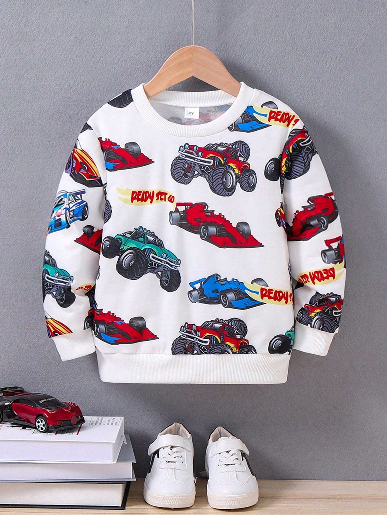 Young Boy Car Pattern Printed Round Neck Sports Sweatshirt