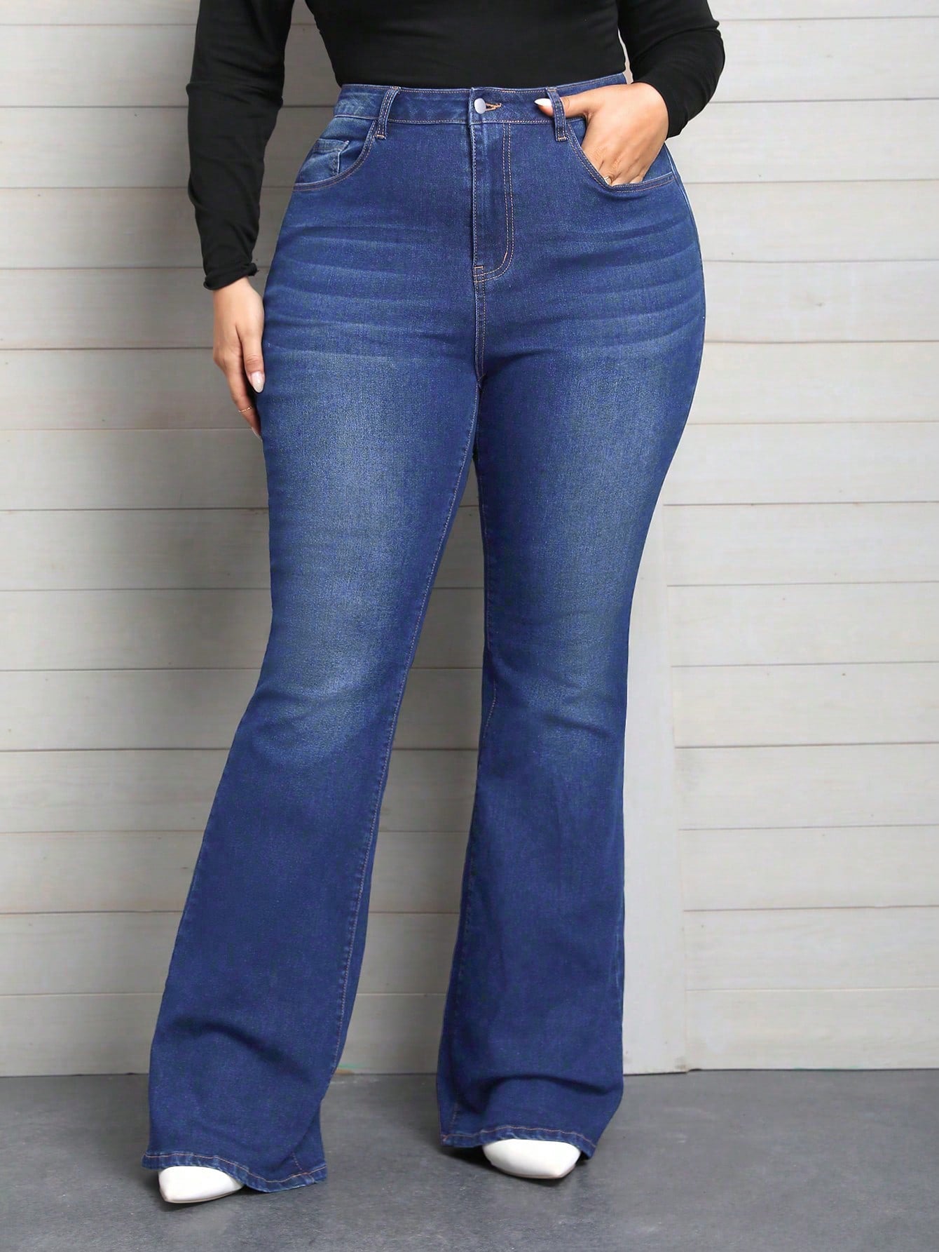 Plus Size Women's Elastic Bell Bottom Jeans