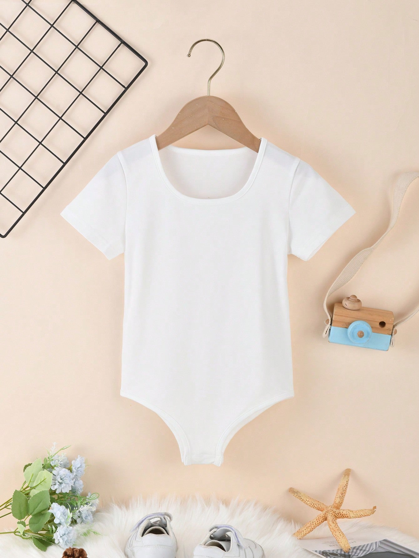 Tween Girl Solid Color Round Neck Bodysuit