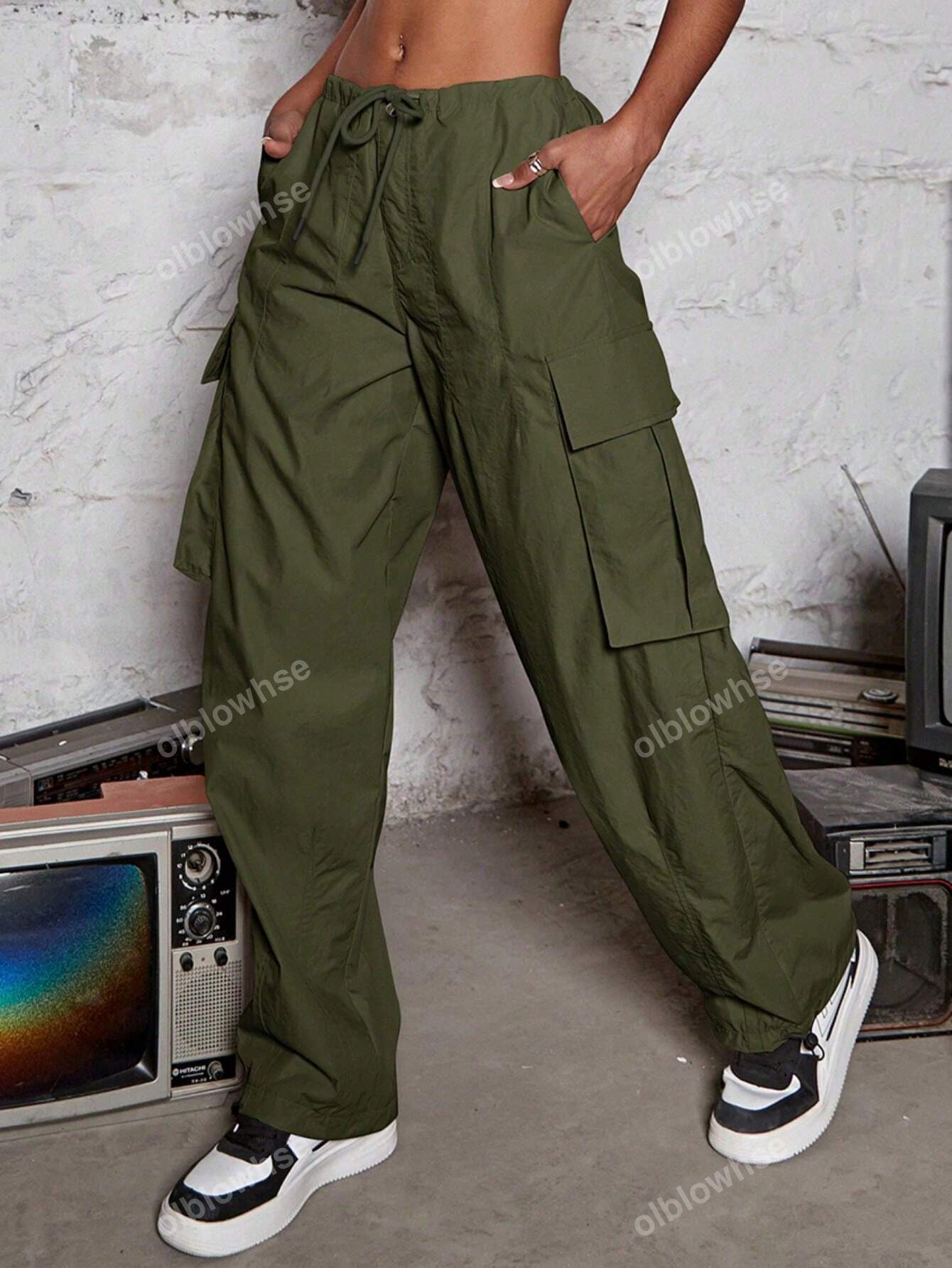 Street Vibes Drawstring Waist Wide Leg Parachute Cargo jogger Pants