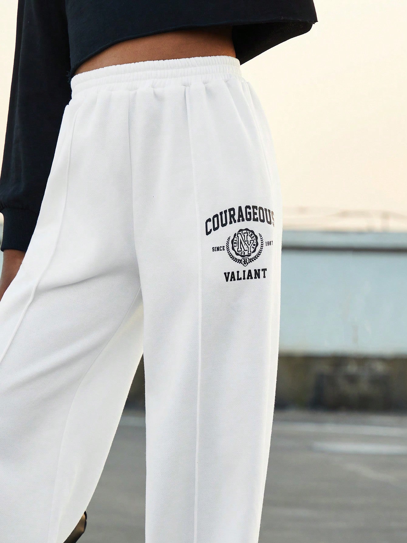 Tween Girl Letter Printed Straight-Leg Sweatpants