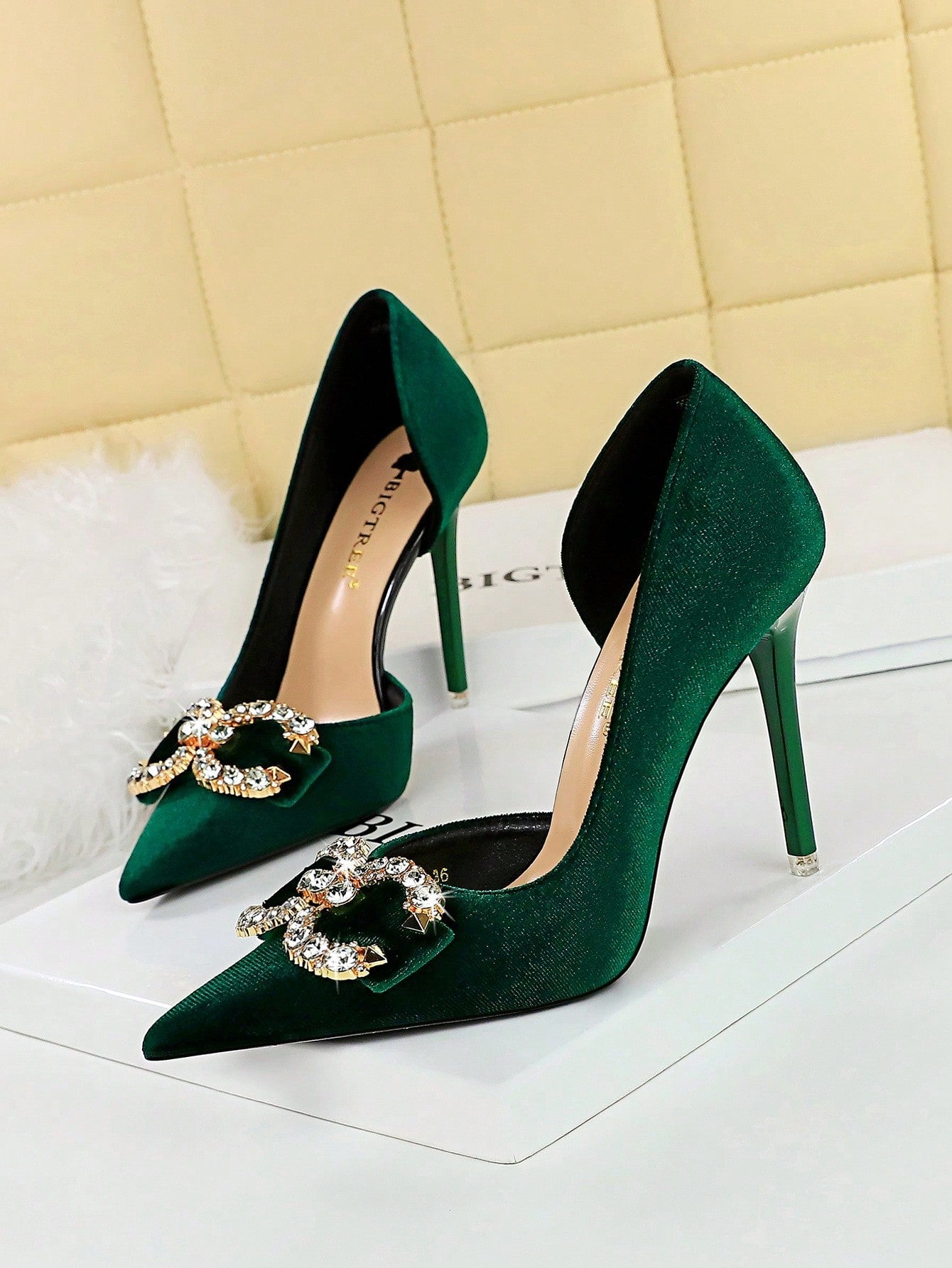 Party High Heels, Thin Heels Shallow Mouth, Pointed Toe, Hollow Out And Rhinestone Buckle Bowknot Pumps