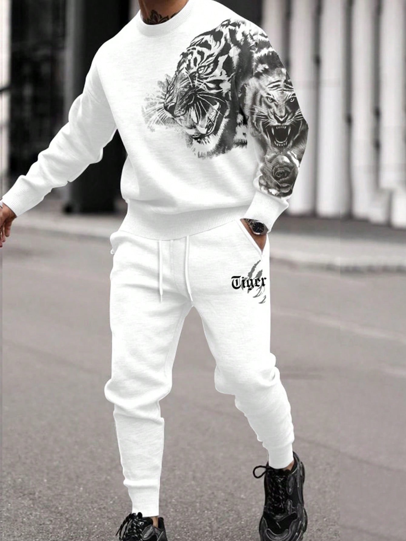 Men Tiger Print Sweatshirt & Drawstring Waist Sweatpants