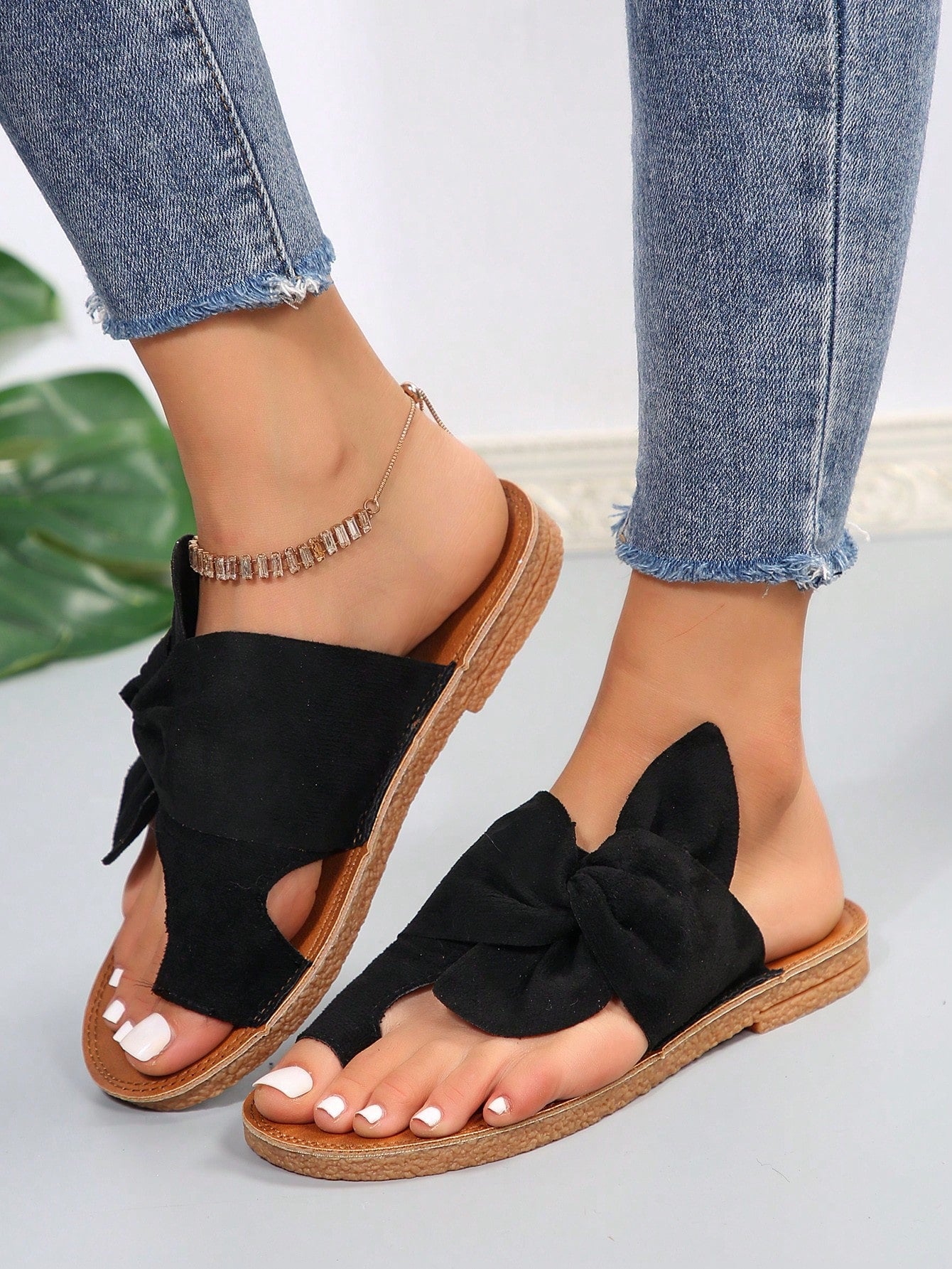 Bow Decor Toe Ring Thong Sandals