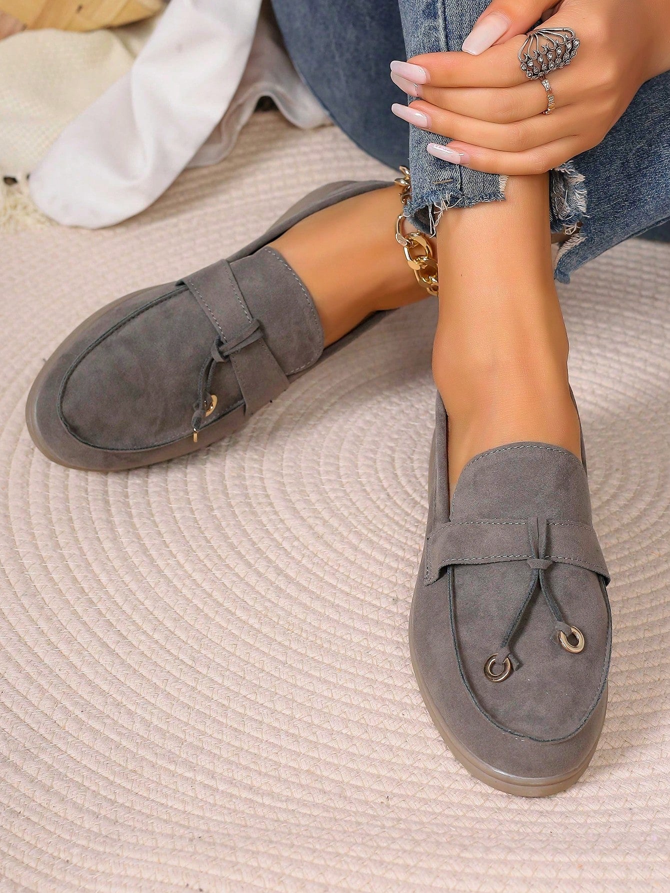 Women Metal Ring Decorated Casual Penny Loafers Flat Shoes