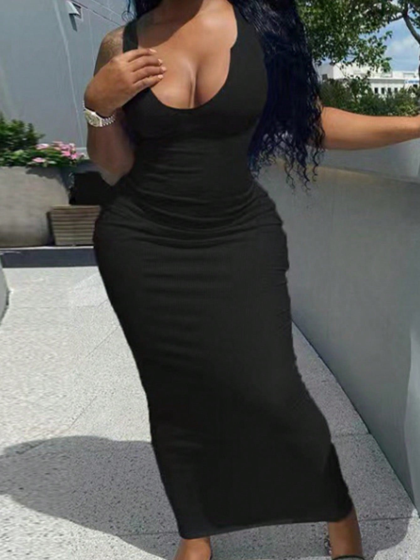 Fashionable And Casual Plus Size Women Dress Street Sexy Tank Dress With V-Neck Cut-Out Design