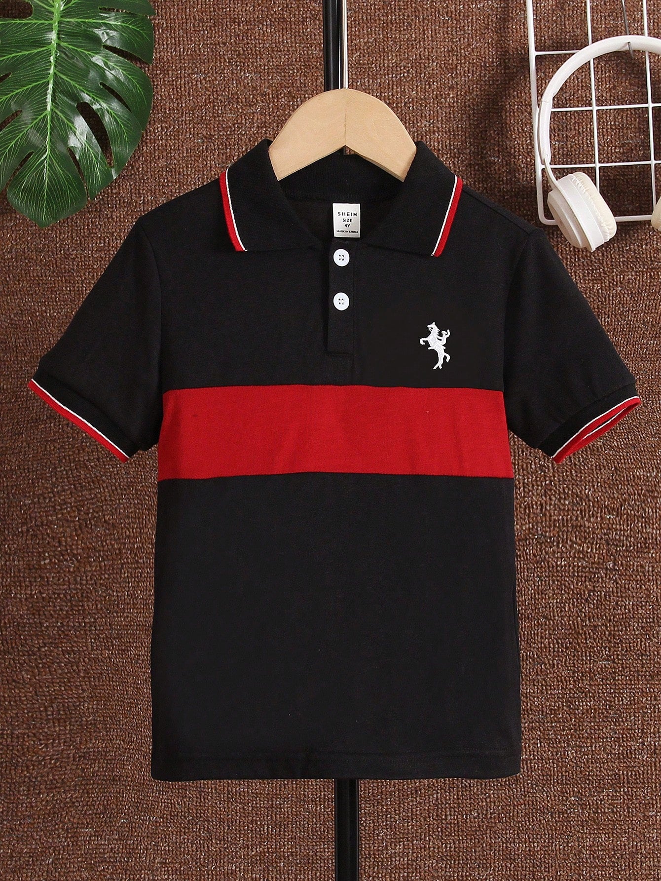 Young Boy Casual College Style Contrast Color Short Sleeve Polo Shirt