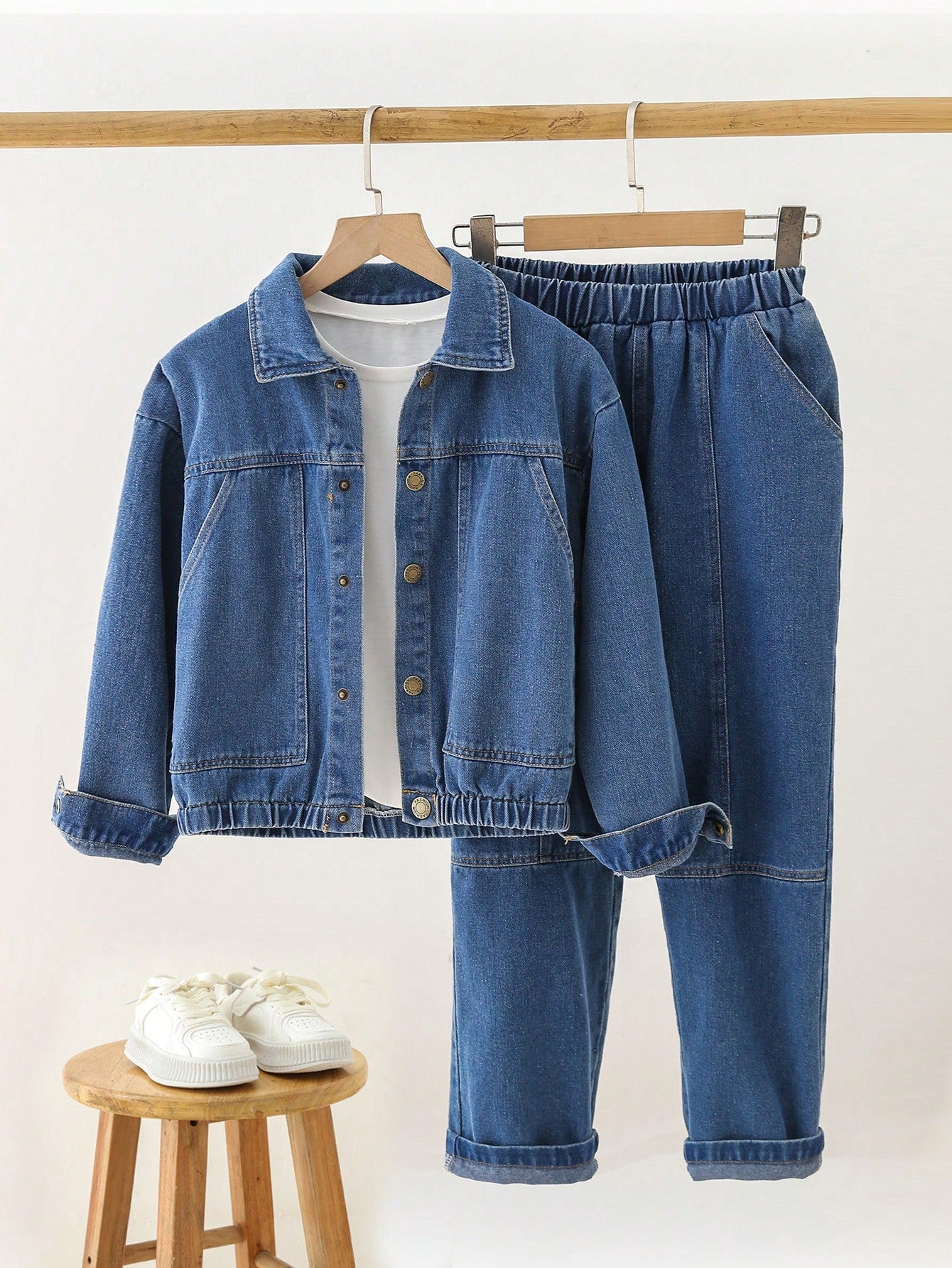 Tween Boy Street Style Casual Denim Jacket With Snap Closure & Loose Fit All-Elastic Waistband Split Slash Pants Set