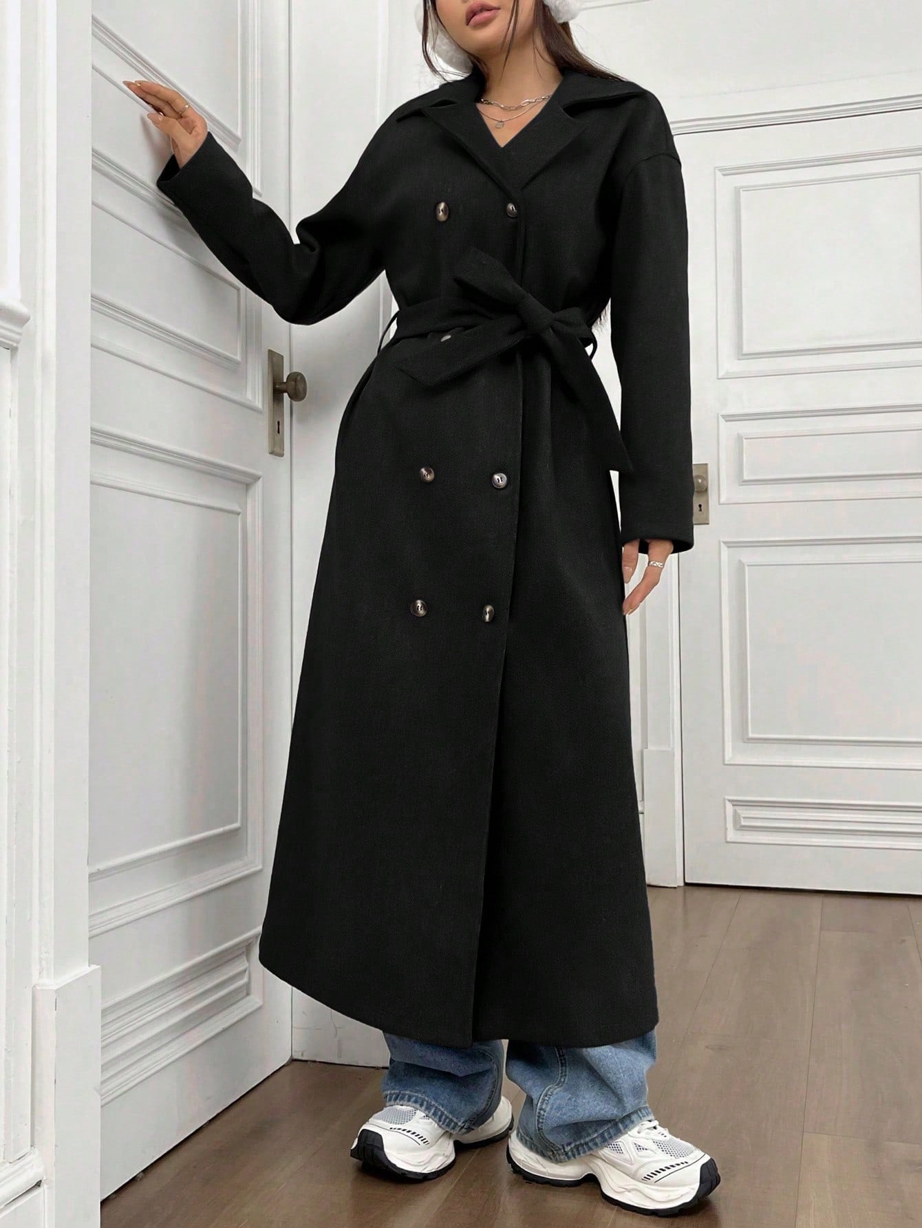 Women's Double Breasted Belted Woolen Coat With Pointed Lapel Collar