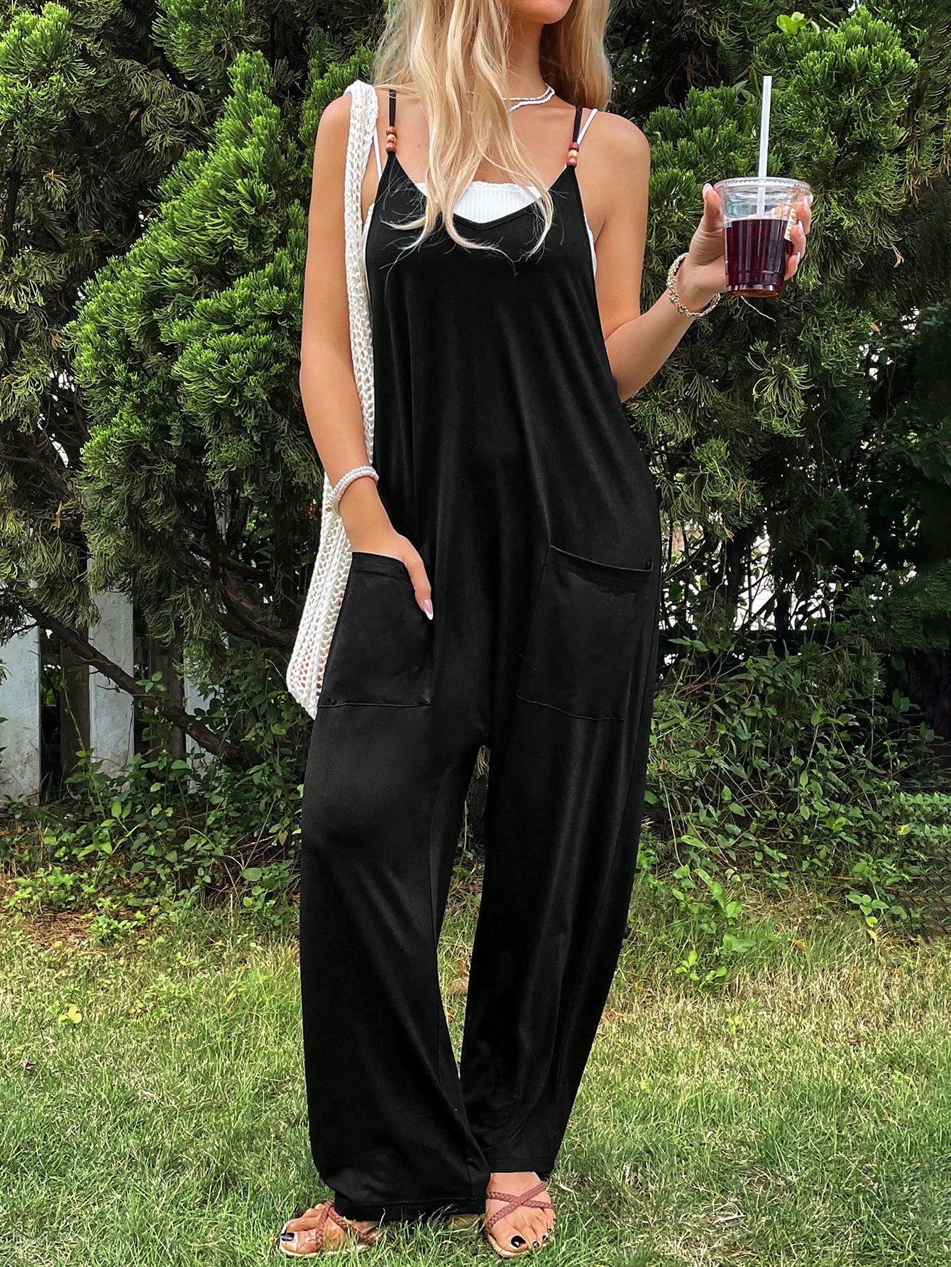 Women'S Vacation Style Halter Neckline Jumpsuit With Double Pockets