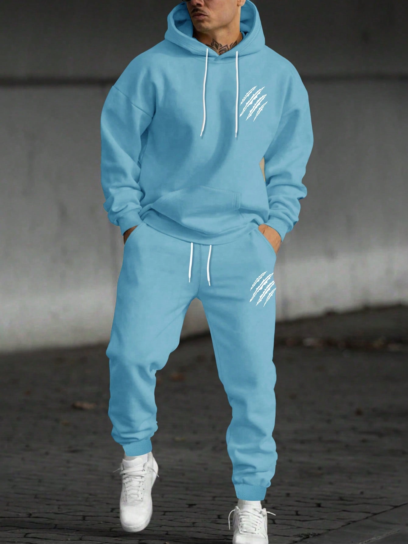 Men's Printed Hooded Sweatshirt And Sweatpants Set With Drawstring