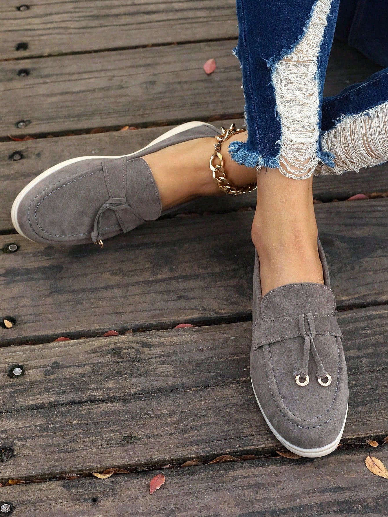 Women Metal Ring Decorated Casual Penny Loafers Flat Shoes