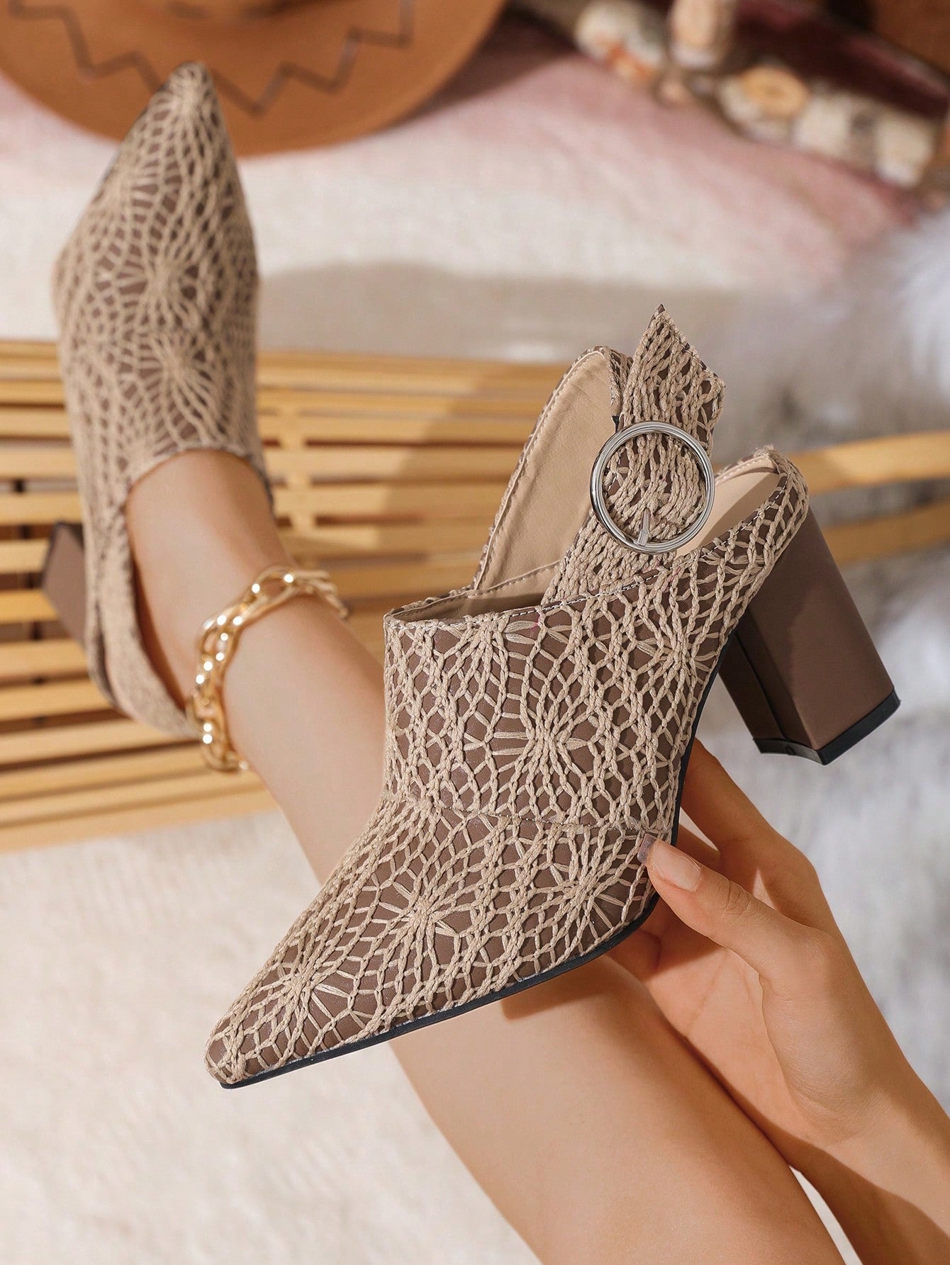 Simple Embroidered Pu Material Pointed Toe Chunky High Heel Shoes With Ankle Strap For Women