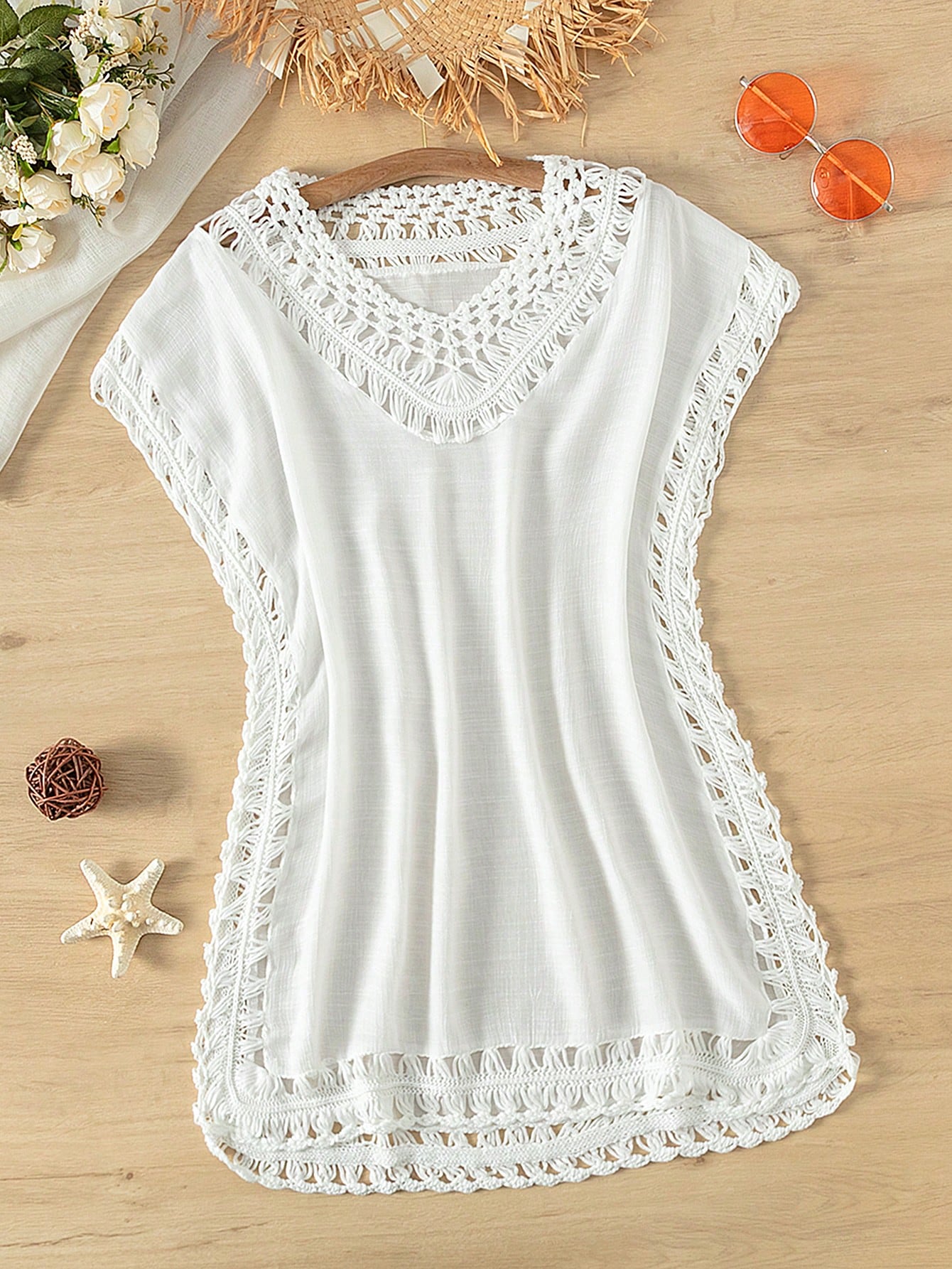 Teenage Girls' White Solid Dress With Ruffle Sleeve & Floral Decoration, Suitable For Beach Vacation