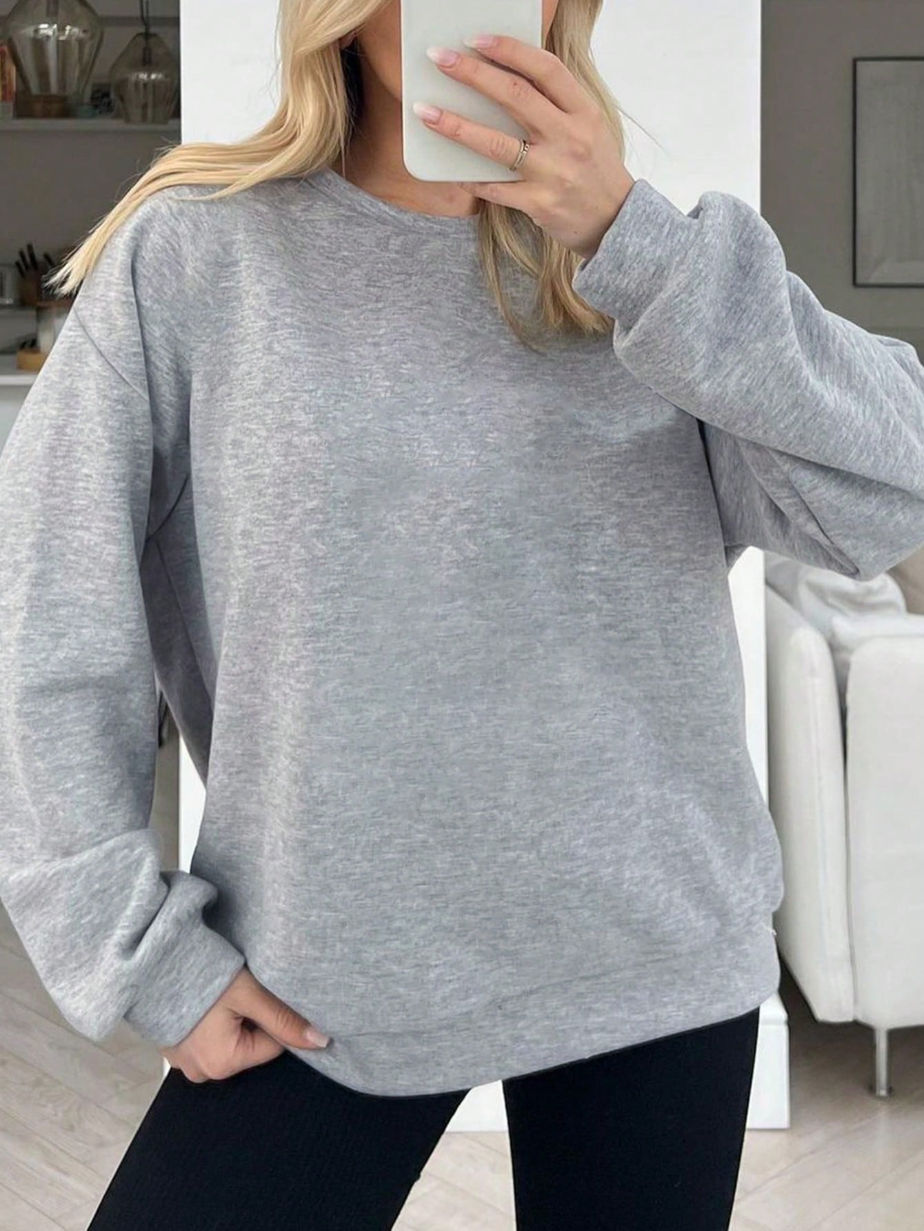 Women's Solid Color Round Neck Drop Shoulder Sweatshirt