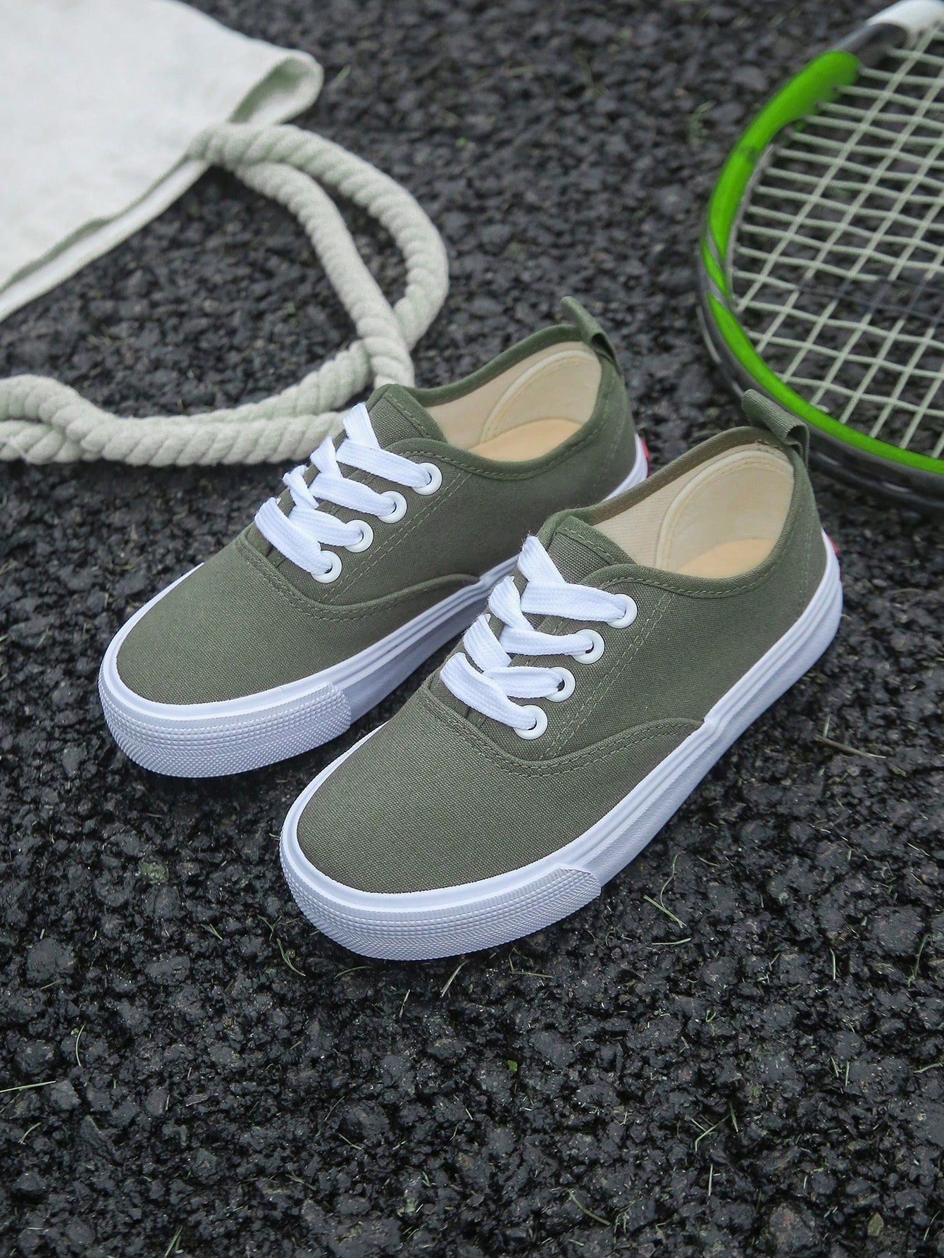 Kids Canvas Shoes, Spring/Autumn Korean Style, Fashionable Low-Top Casual Athletic Shoes With Classic Lace-Up, Trendy And Versatile Skateboard Sneakers