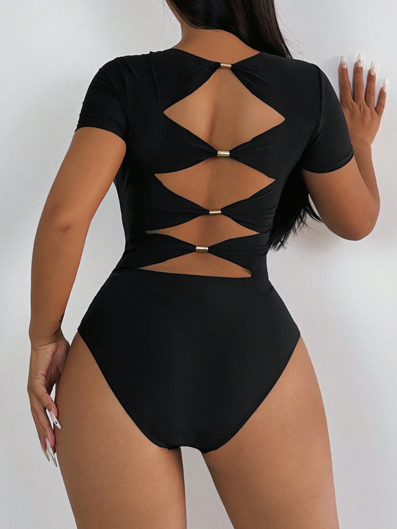 Solid Color Backless Women's One-Piece Swimsuit